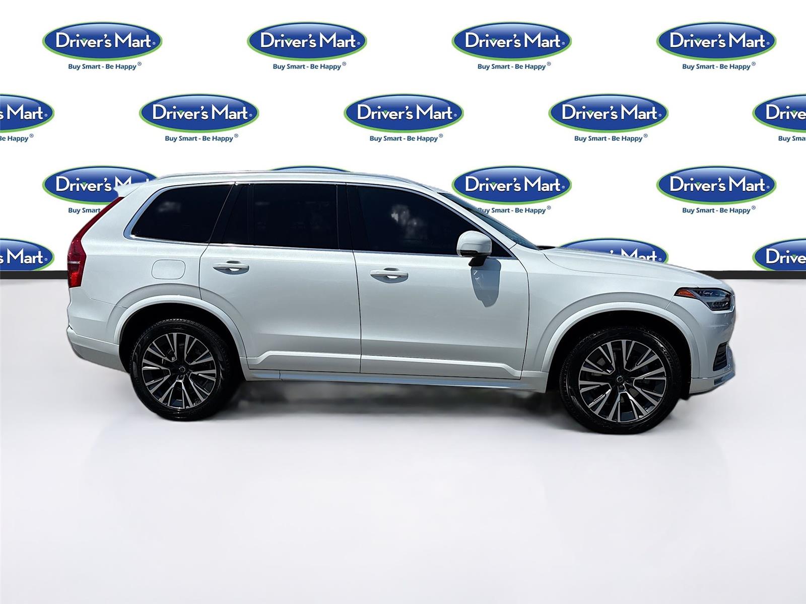 2022 Volvo XC90 Momentum