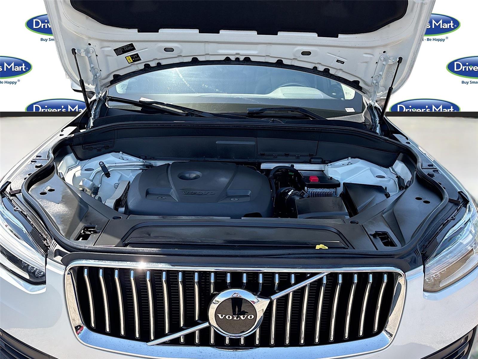 2022 Volvo XC90 Momentum