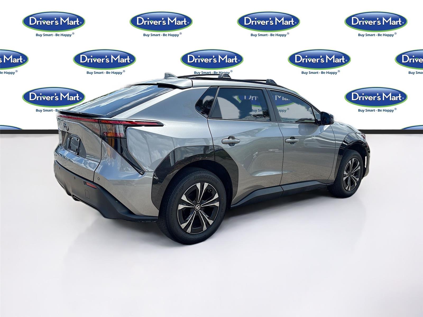 2025 Toyota bZ4X XLE