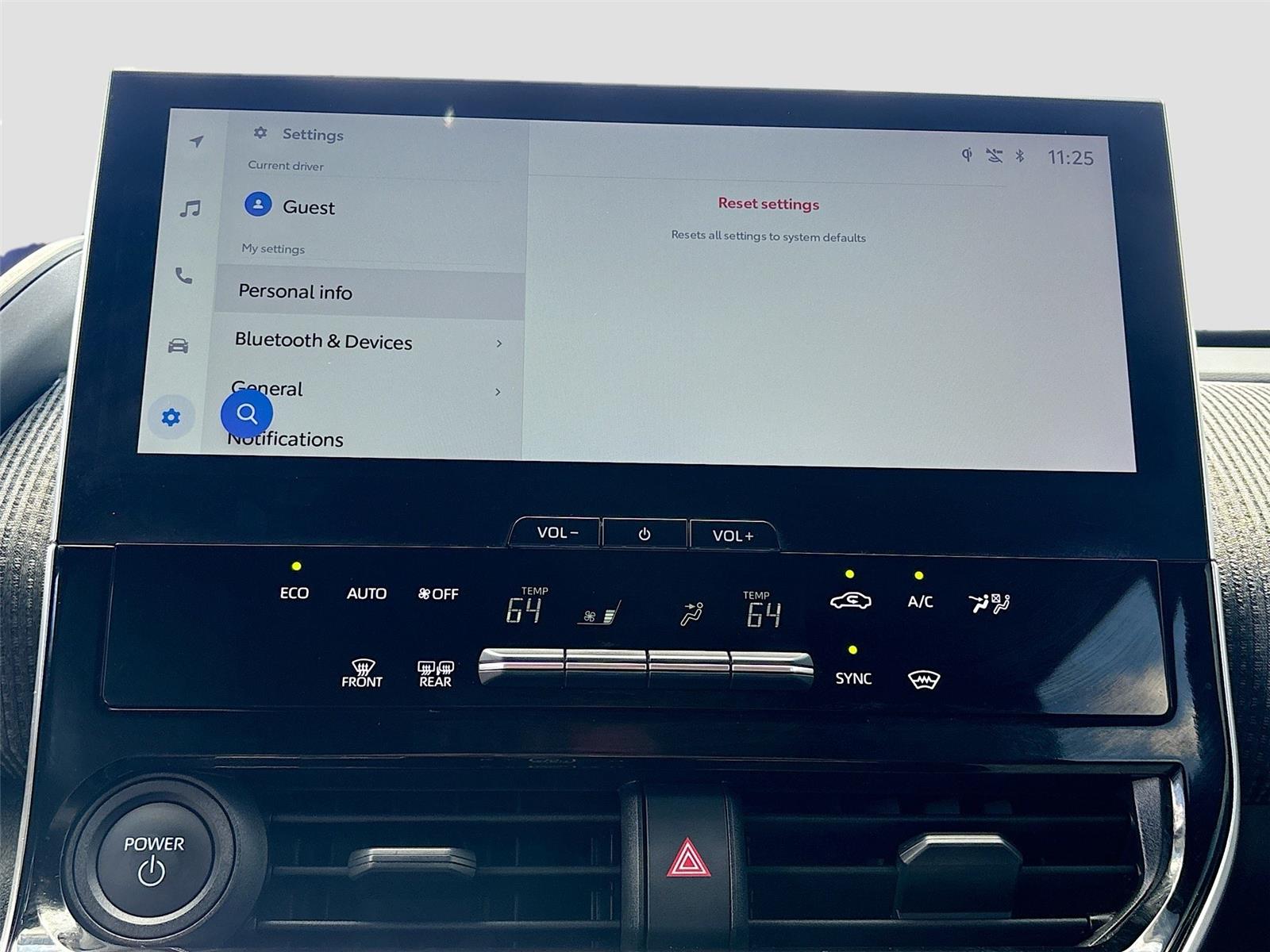 2025 Toyota bZ4X XLE