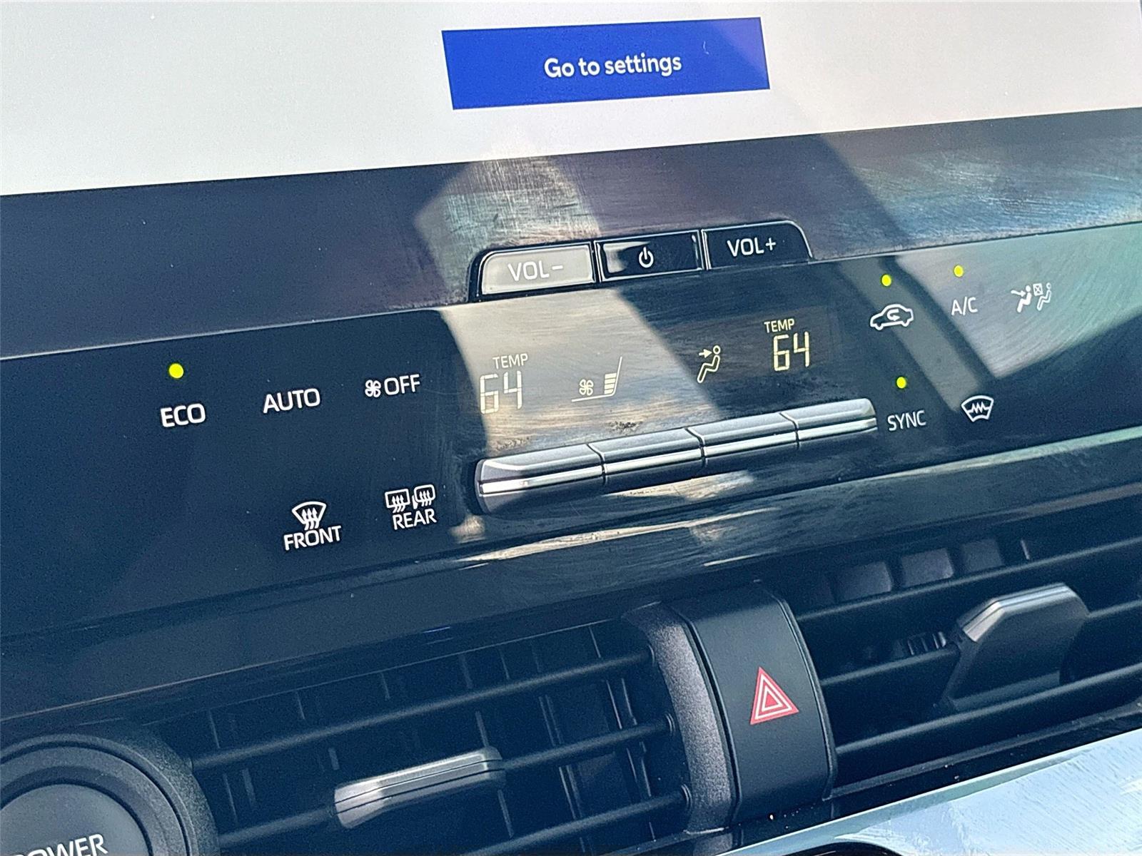 2025 Toyota bZ4X XLE