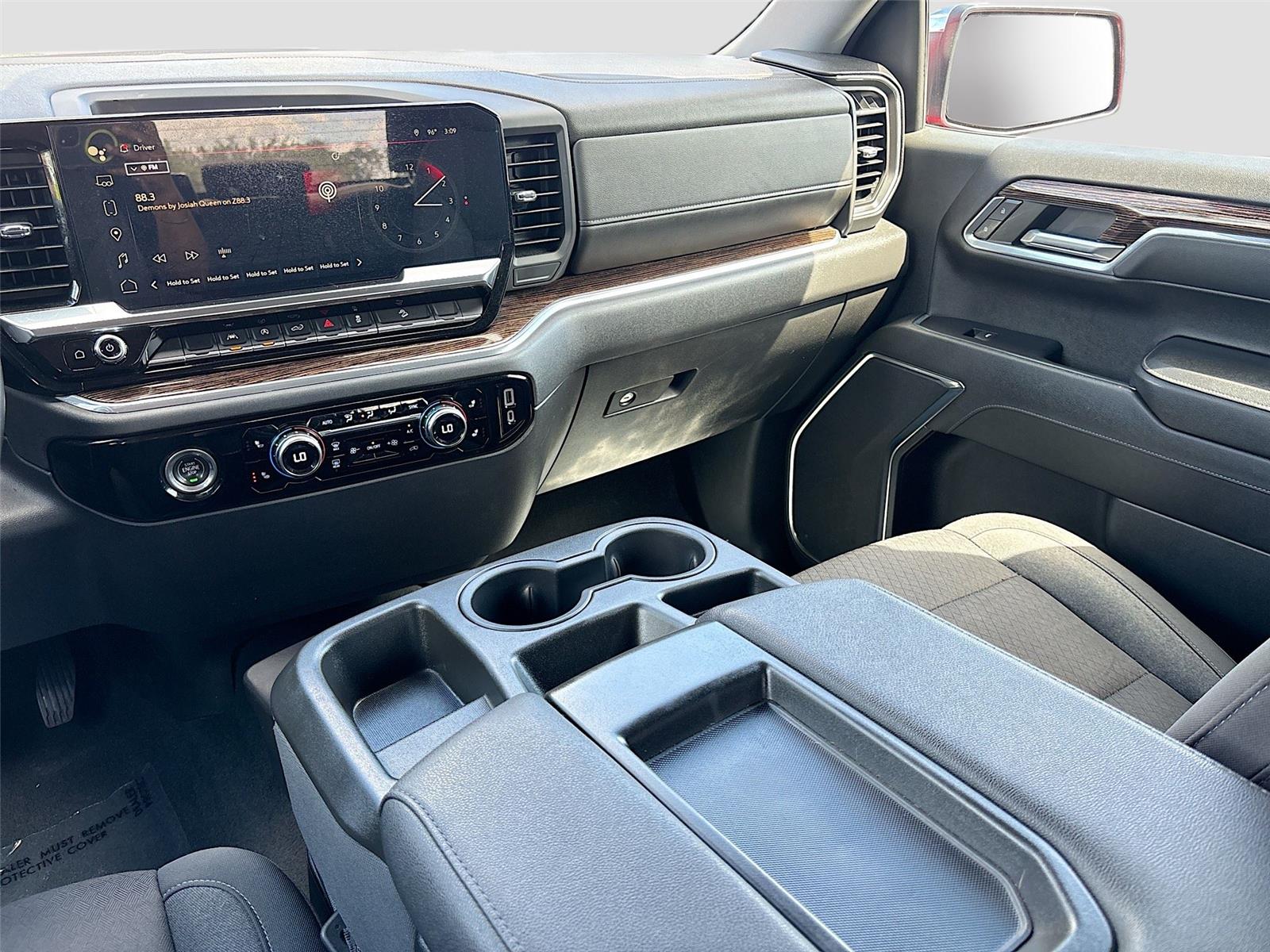 2023 GMC Sierra 1500 SLE