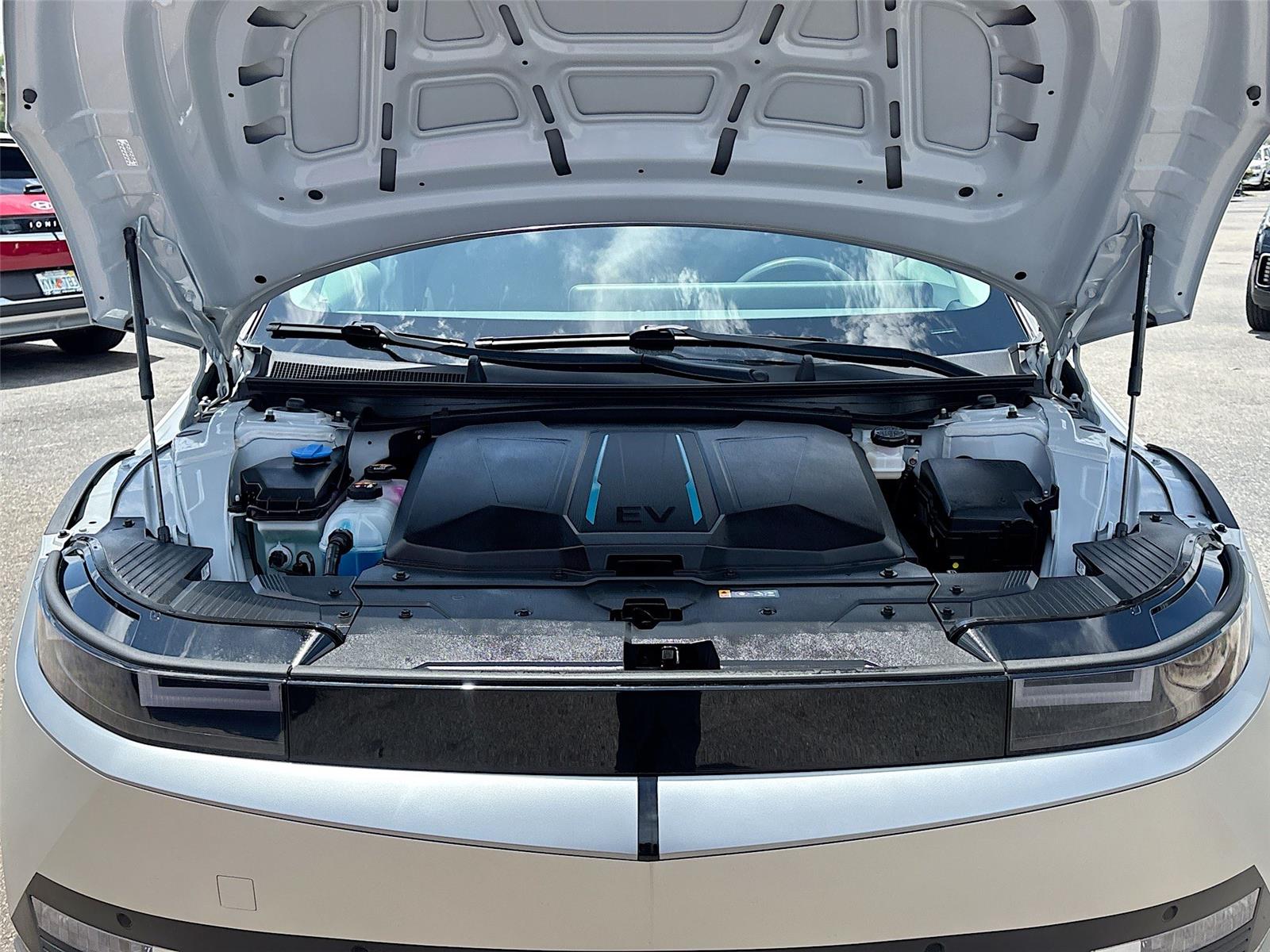 2024 Hyundai IONIQ 5 SEL
