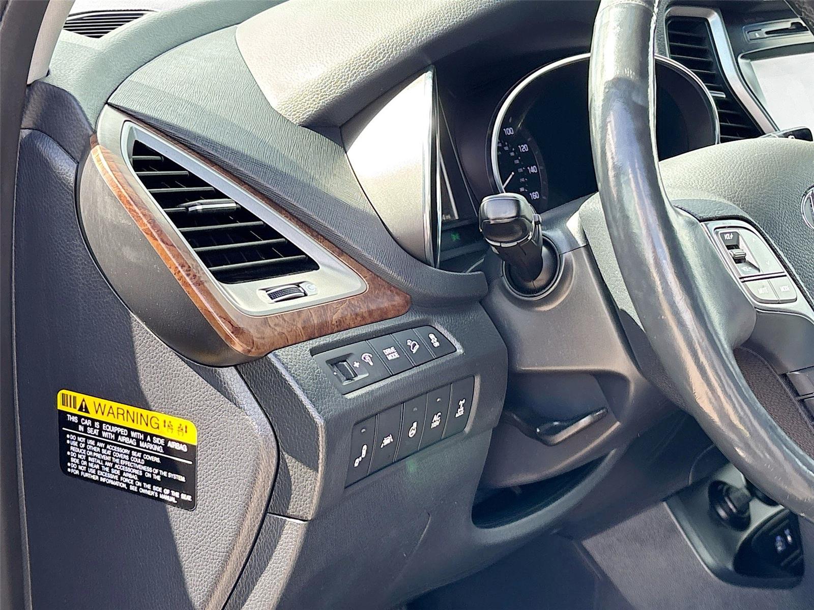 2017 Hyundai Santa Fe SE Ultimate