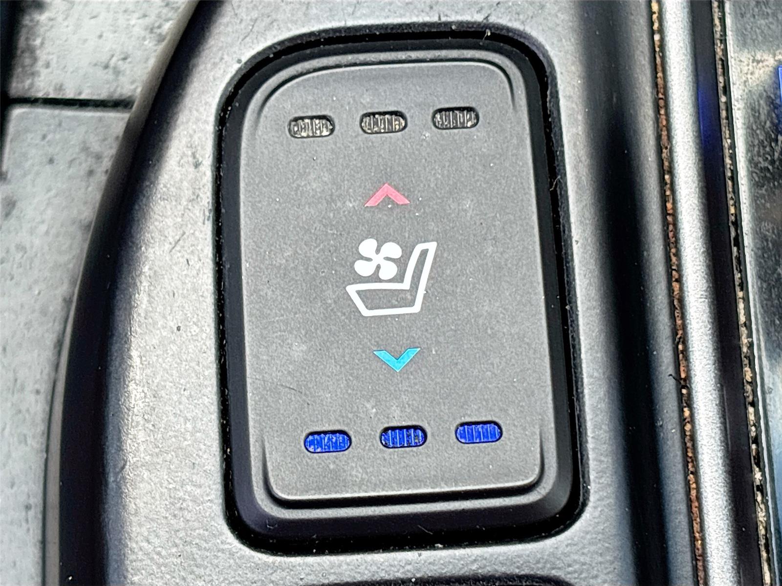 2017 Hyundai Santa Fe SE Ultimate