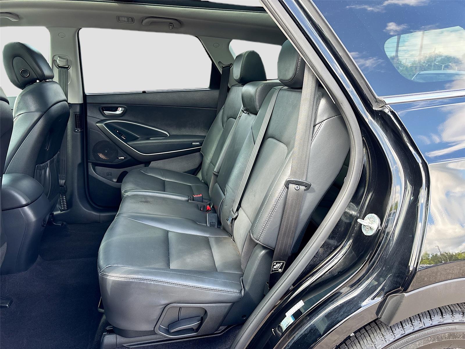 2017 Hyundai Santa Fe SE Ultimate