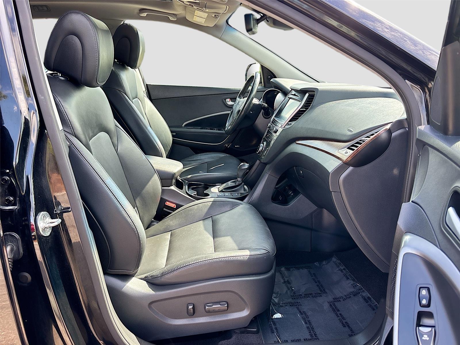 2017 Hyundai Santa Fe SE Ultimate