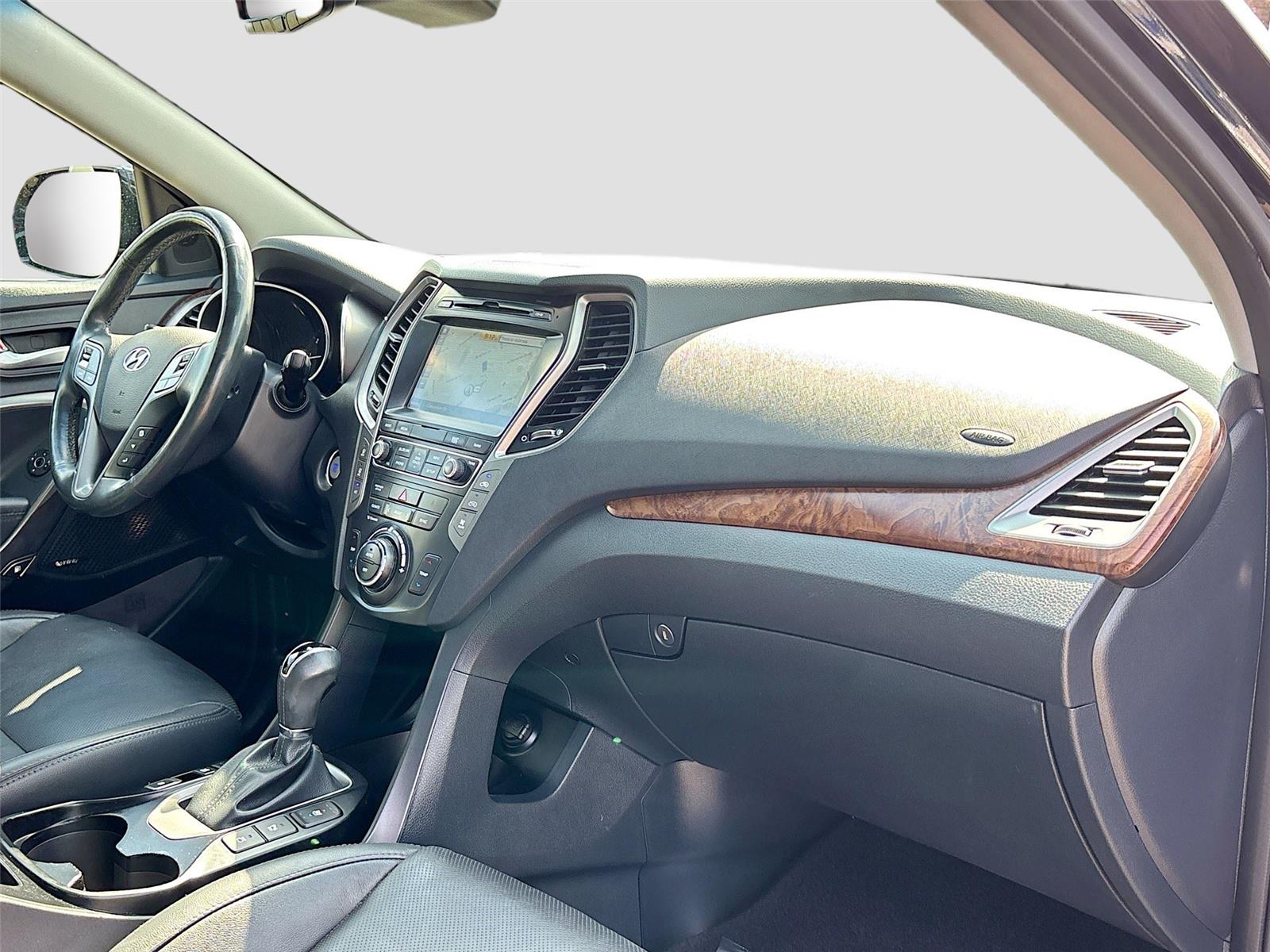 2017 Hyundai Santa Fe SE Ultimate