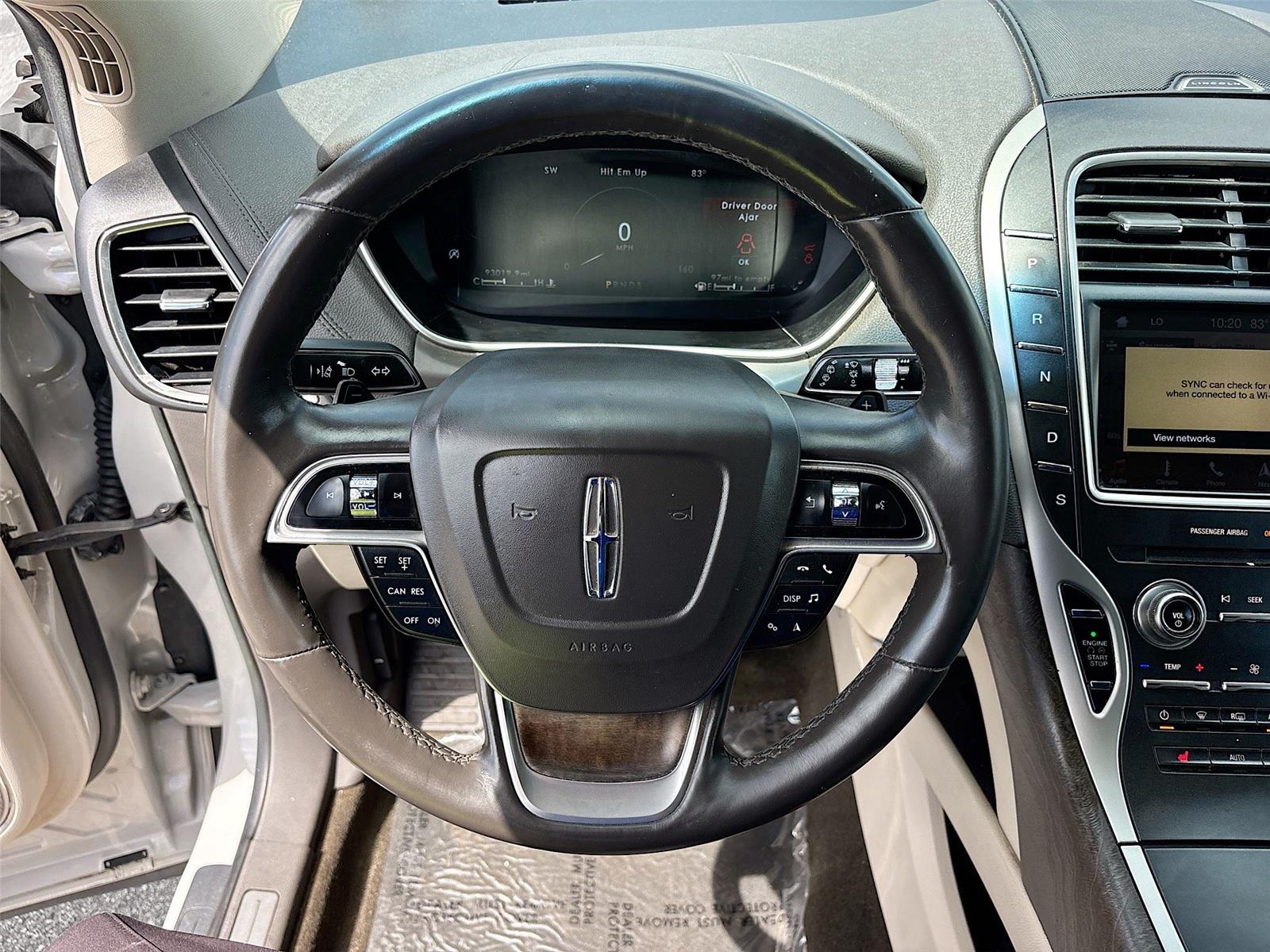 2019 Lincoln Nautilus Select