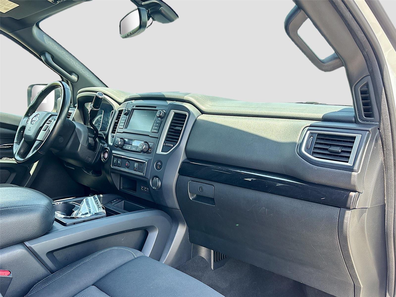 2019 Nissan Titan SV