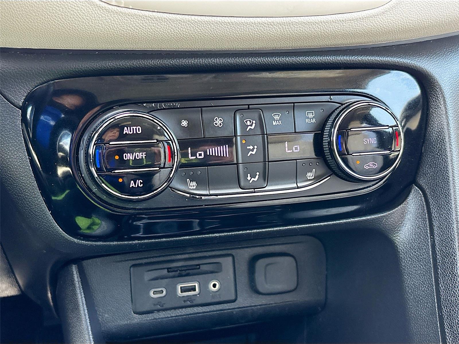 2020 Buick Encore GX Essence