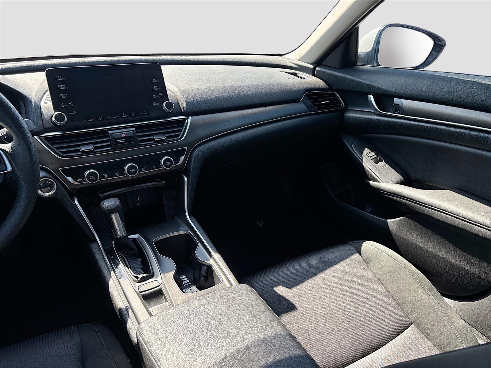 2019 HONDA ACCORD LX