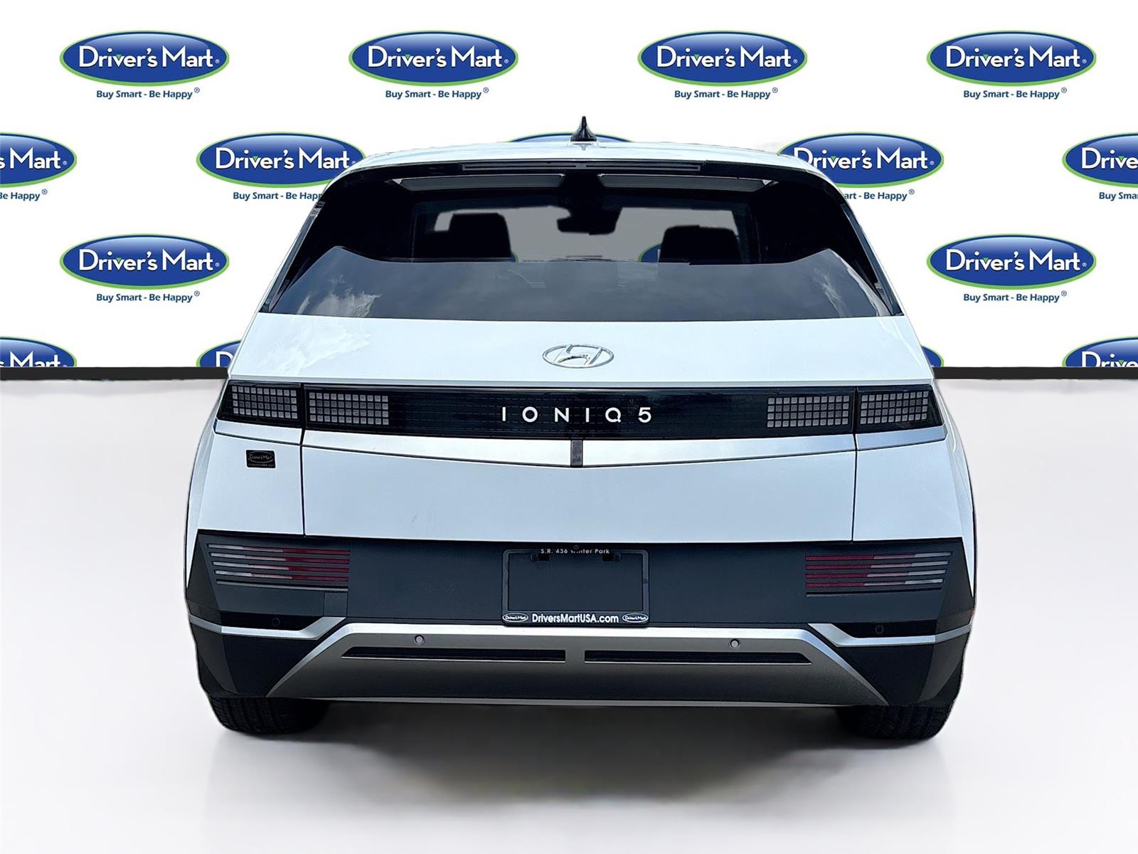 2024 Hyundai IONIQ 5 SE