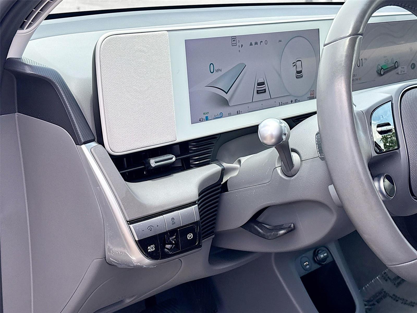2024 Hyundai IONIQ 5 SE