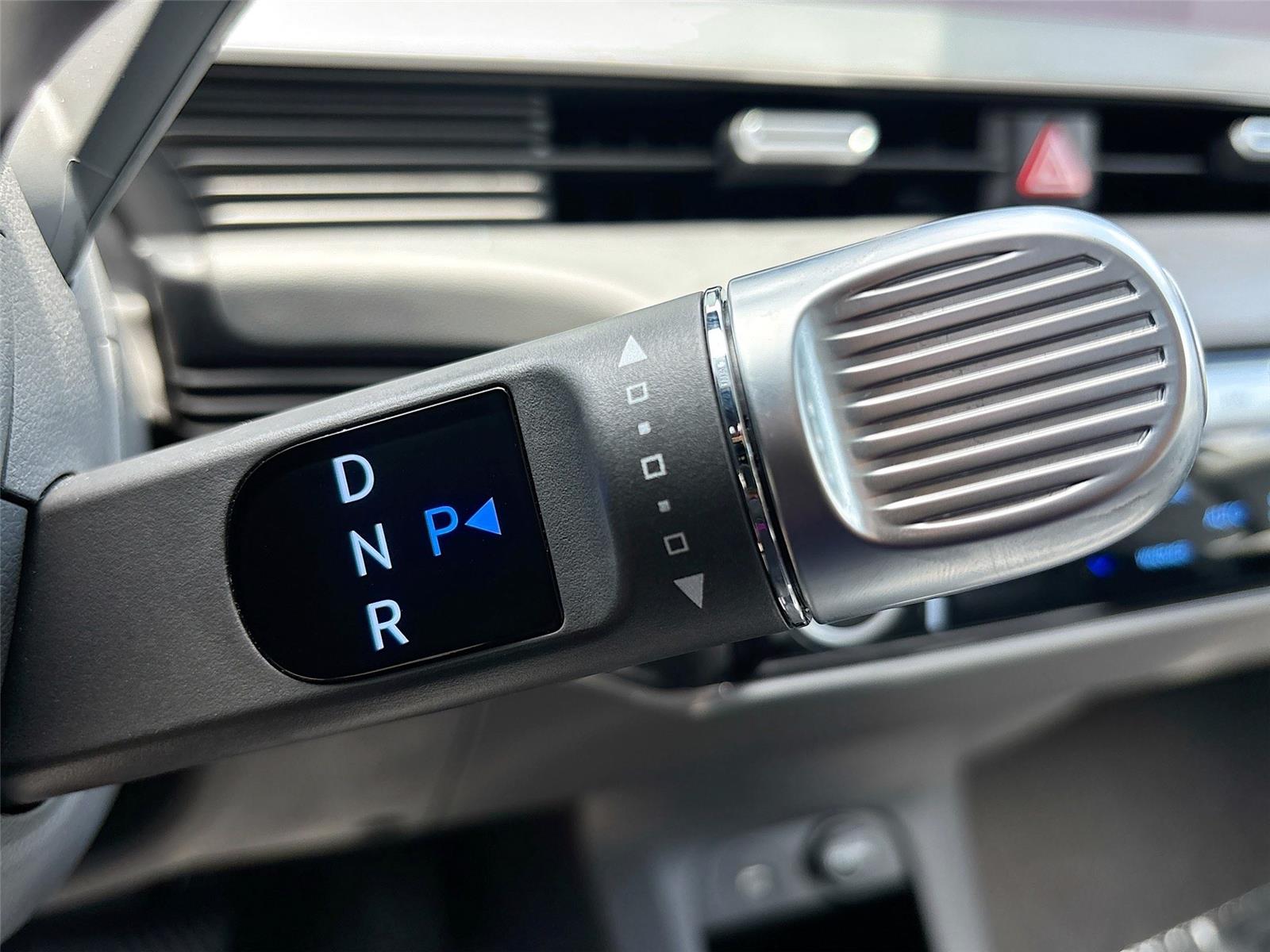2024 Hyundai IONIQ 5 SE