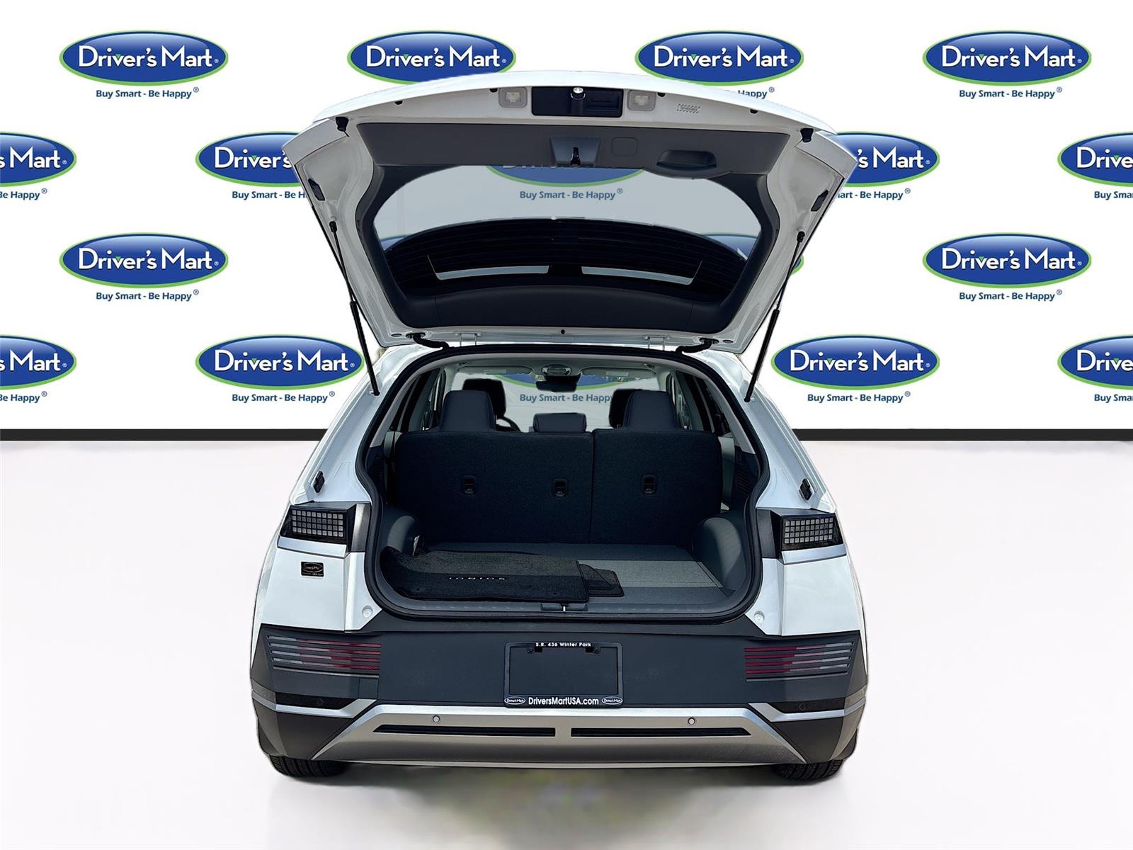 2024 Hyundai IONIQ 5 SE