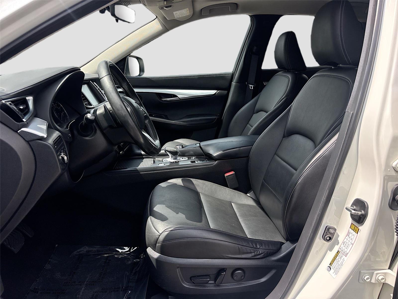 2019 INFINITI QX50 LUXE