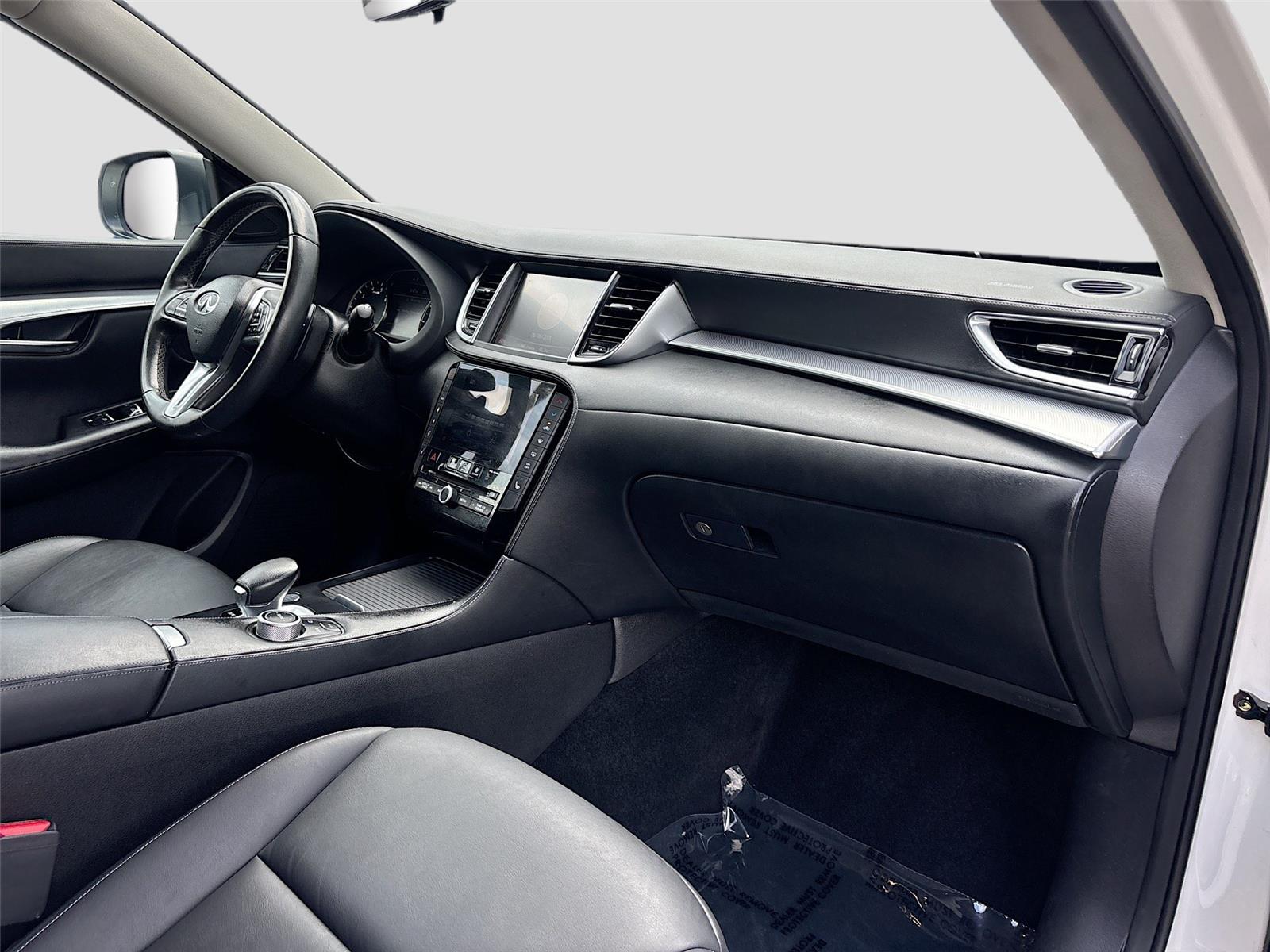 2019 INFINITI QX50 LUXE