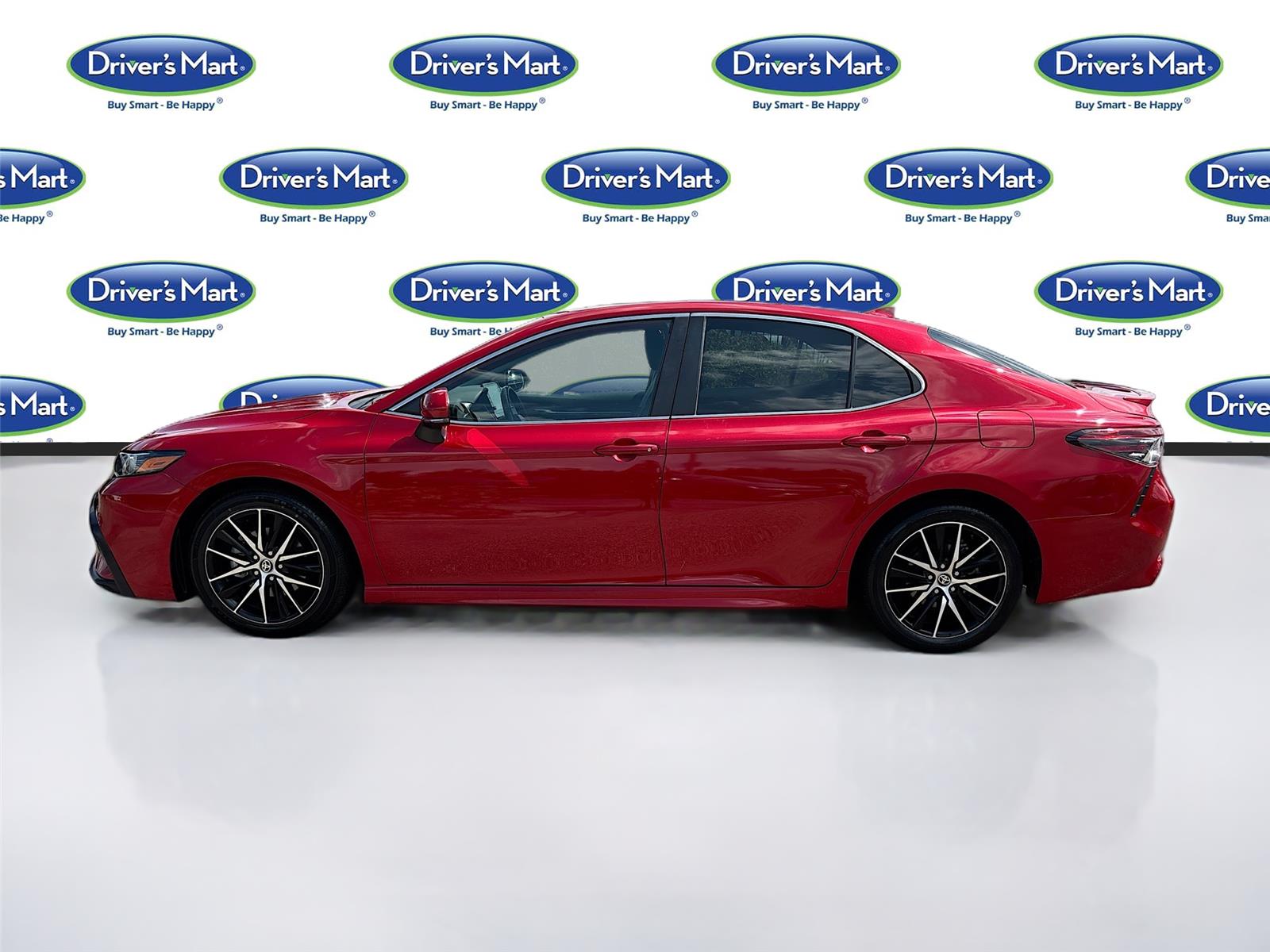 2024 Toyota Camry Hybrid SE