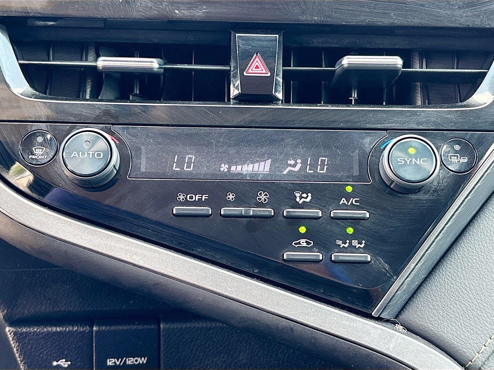 2024 Toyota Camry Hybrid SE