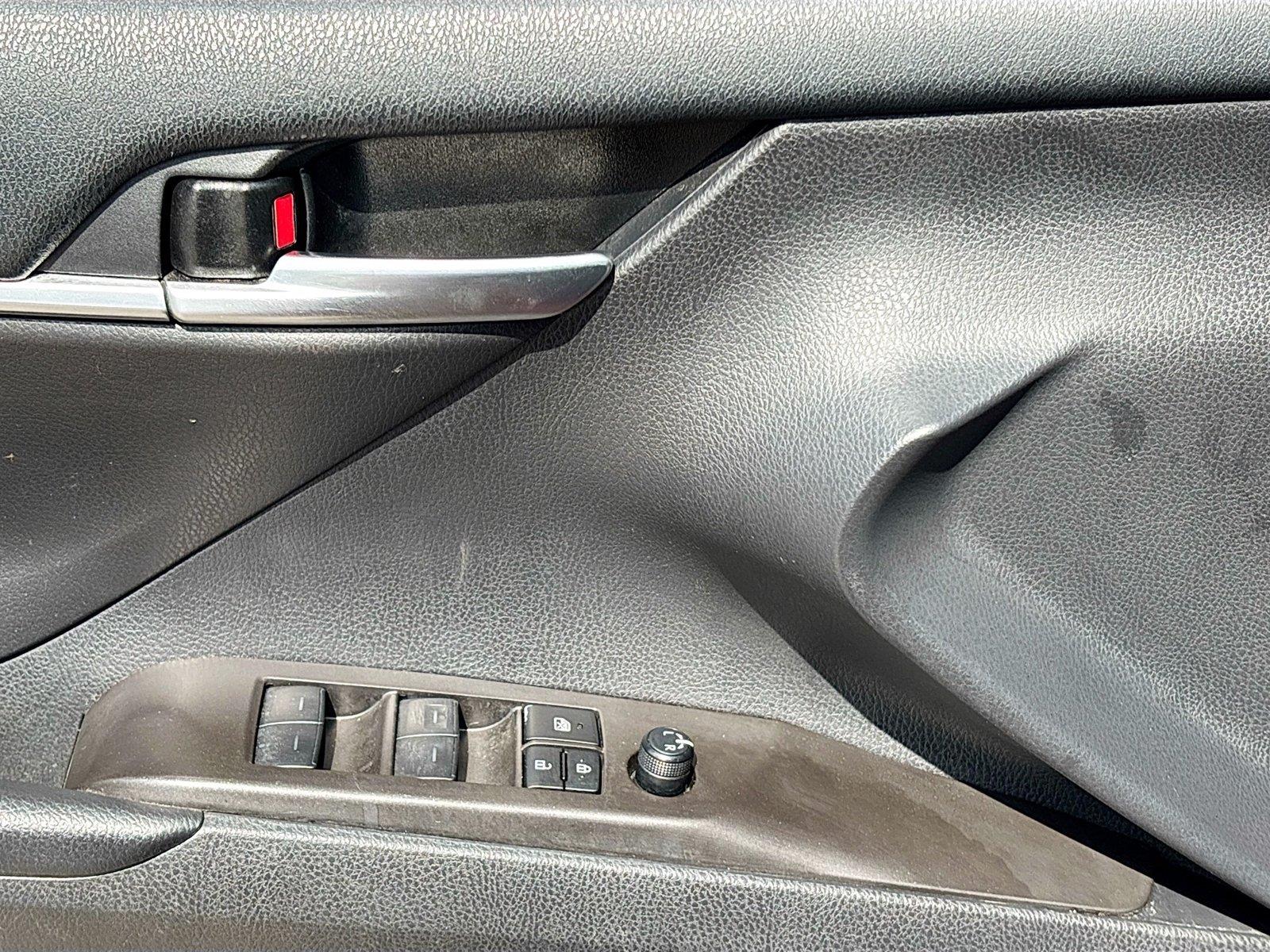 2024 Toyota Camry Hybrid SE