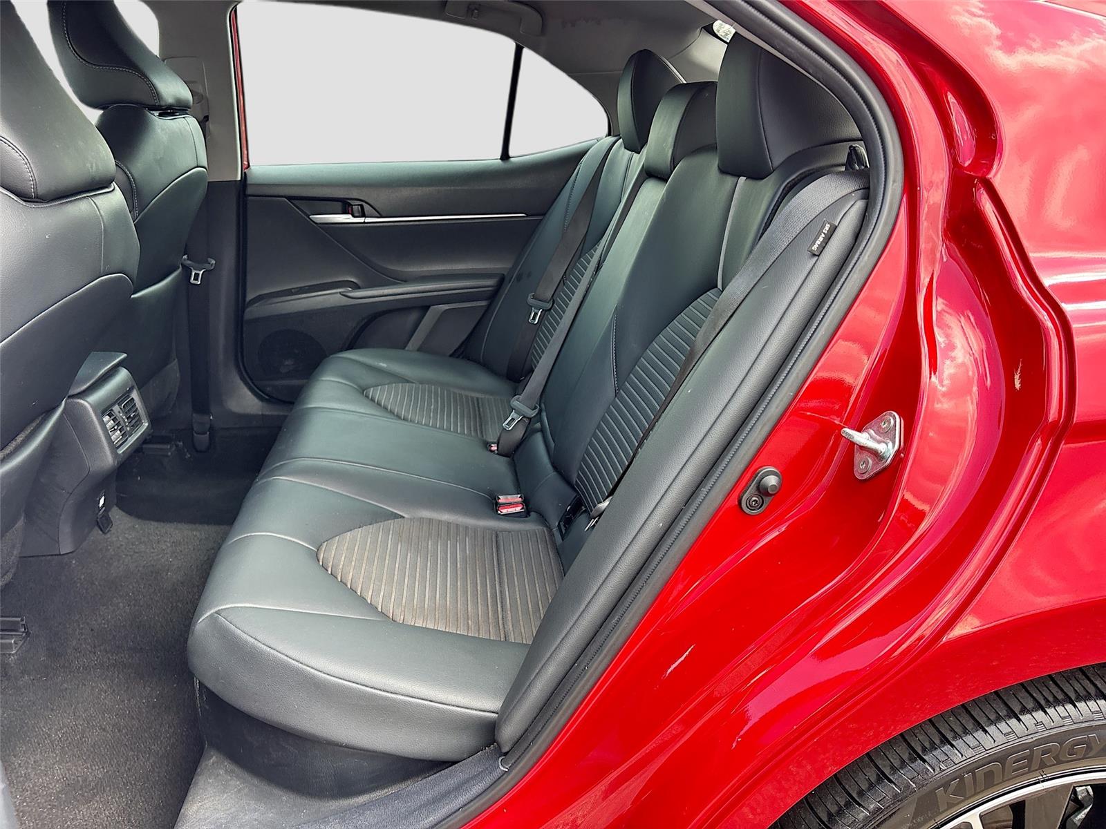 2024 Toyota Camry Hybrid SE