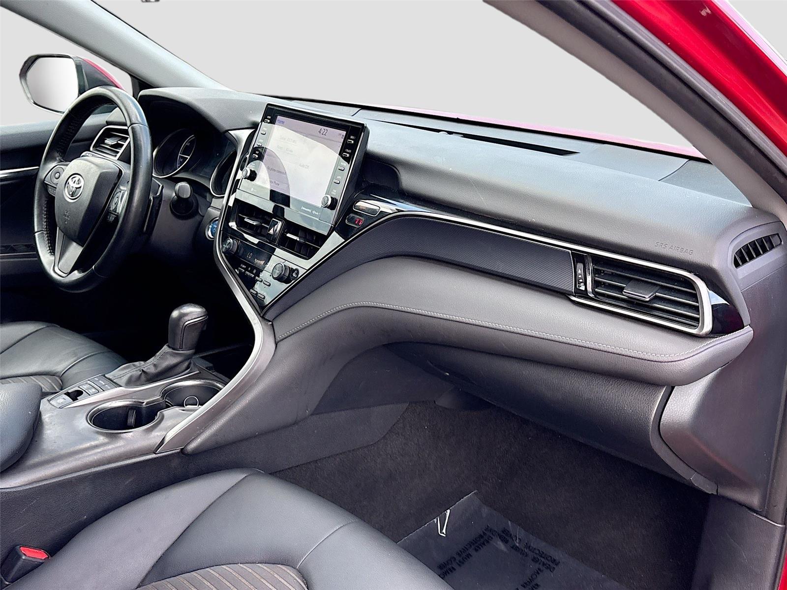 2024 Toyota Camry Hybrid SE
