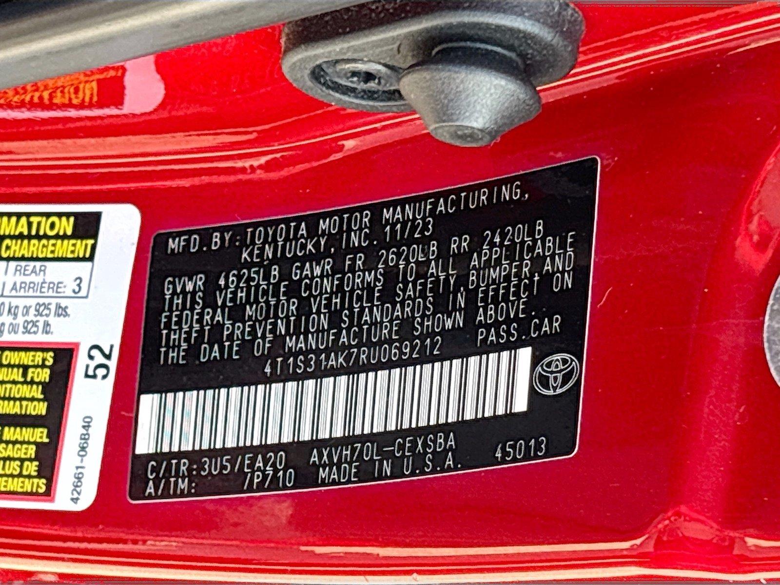 2024 Toyota Camry Hybrid SE