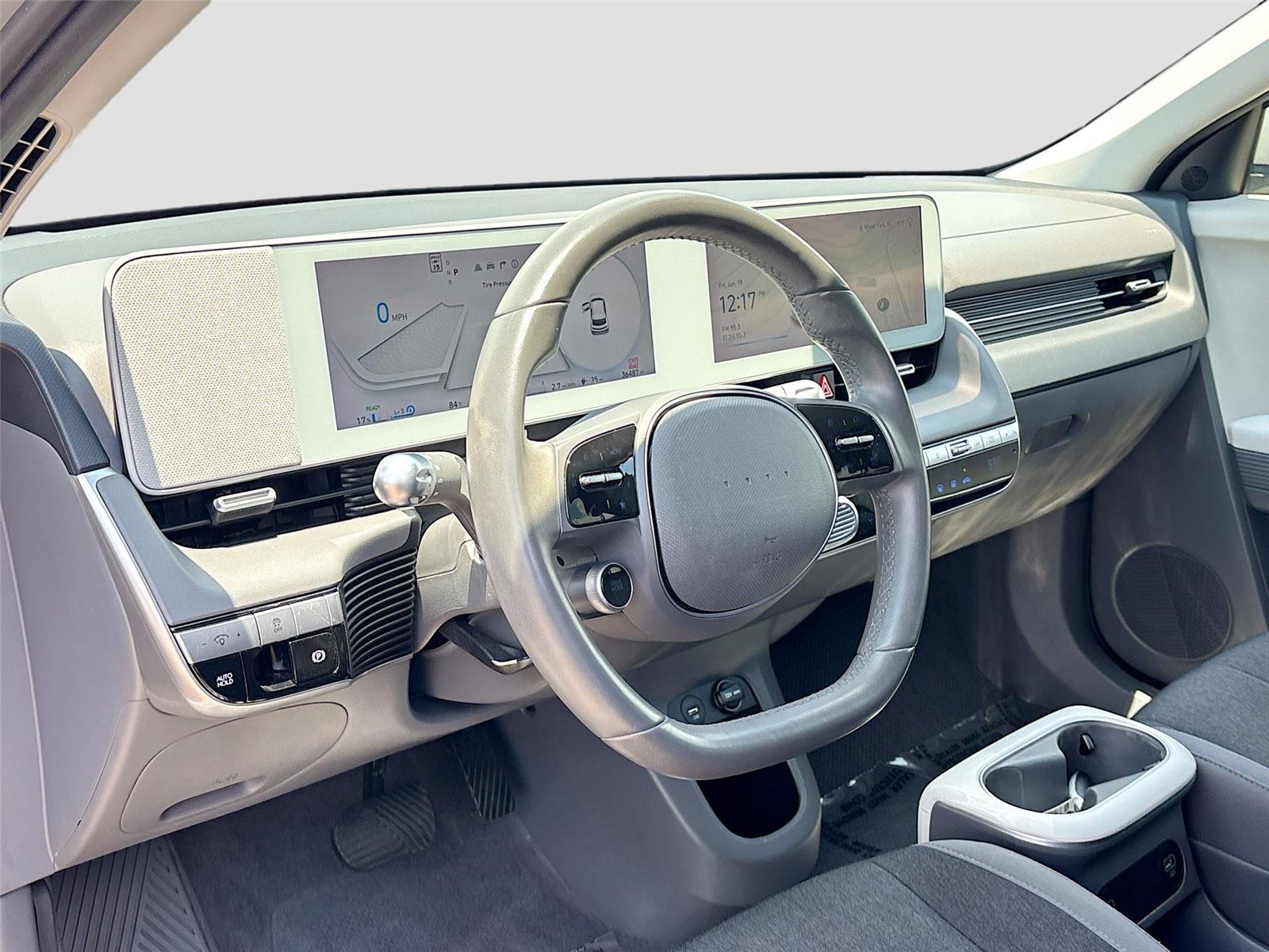 2023 HYUNDAI IONIQ 5 SE