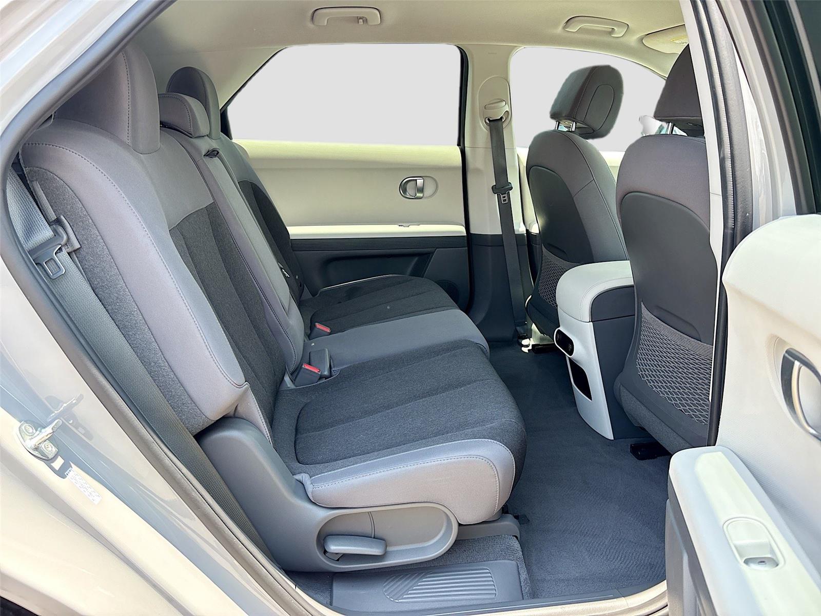 2023 HYUNDAI IONIQ 5 SE