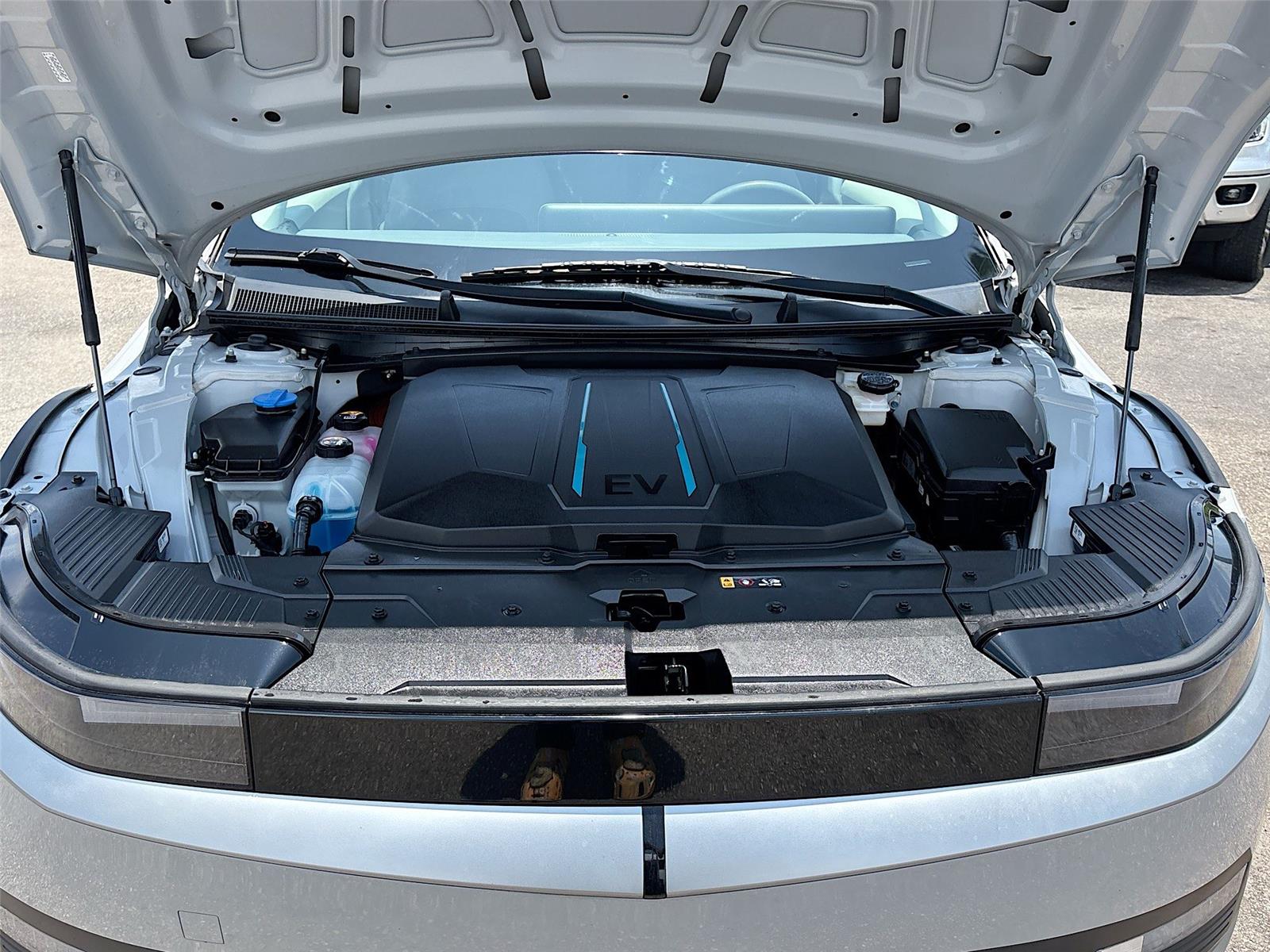 2023 HYUNDAI IONIQ 5 SE