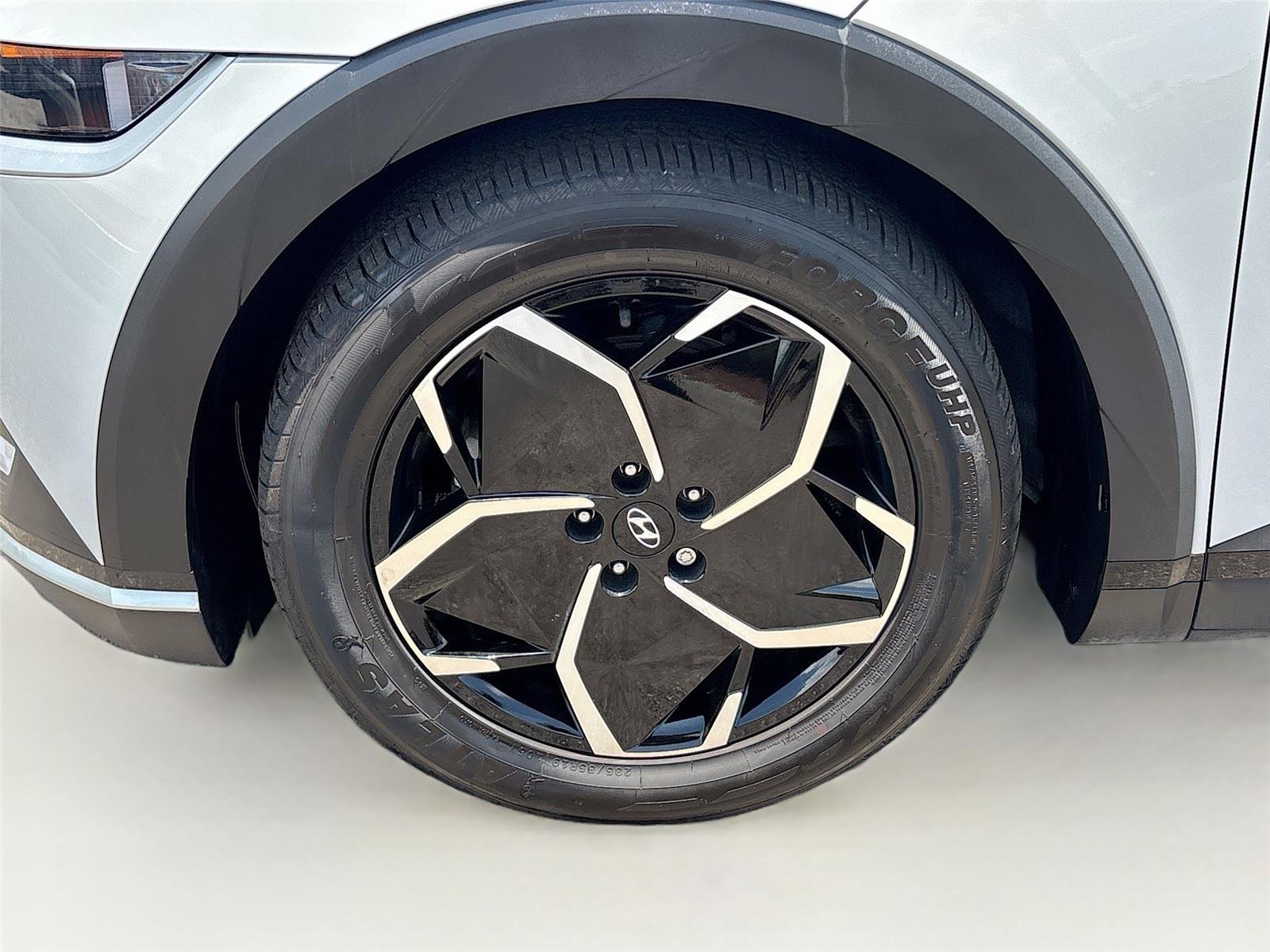2023 HYUNDAI IONIQ 5 SE