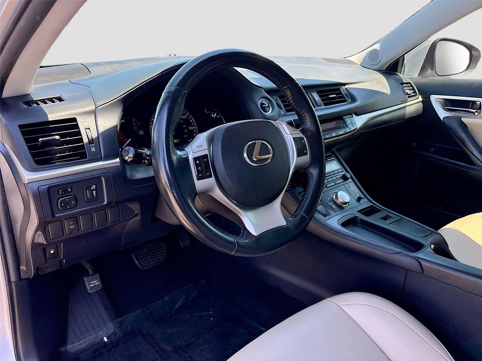 2011 Lexus CT 200h Premium