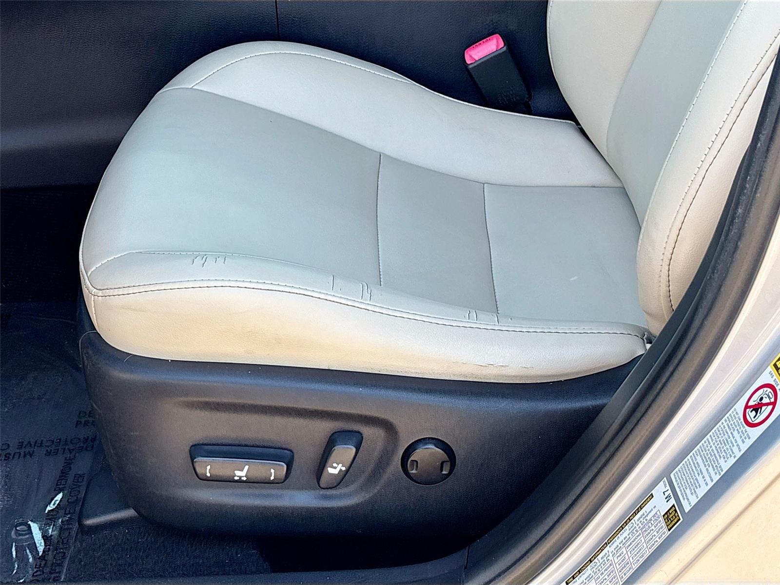 2011 Lexus CT 200h Premium