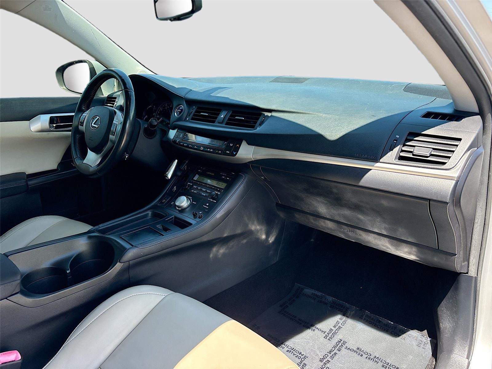 2011 Lexus CT 200h Premium