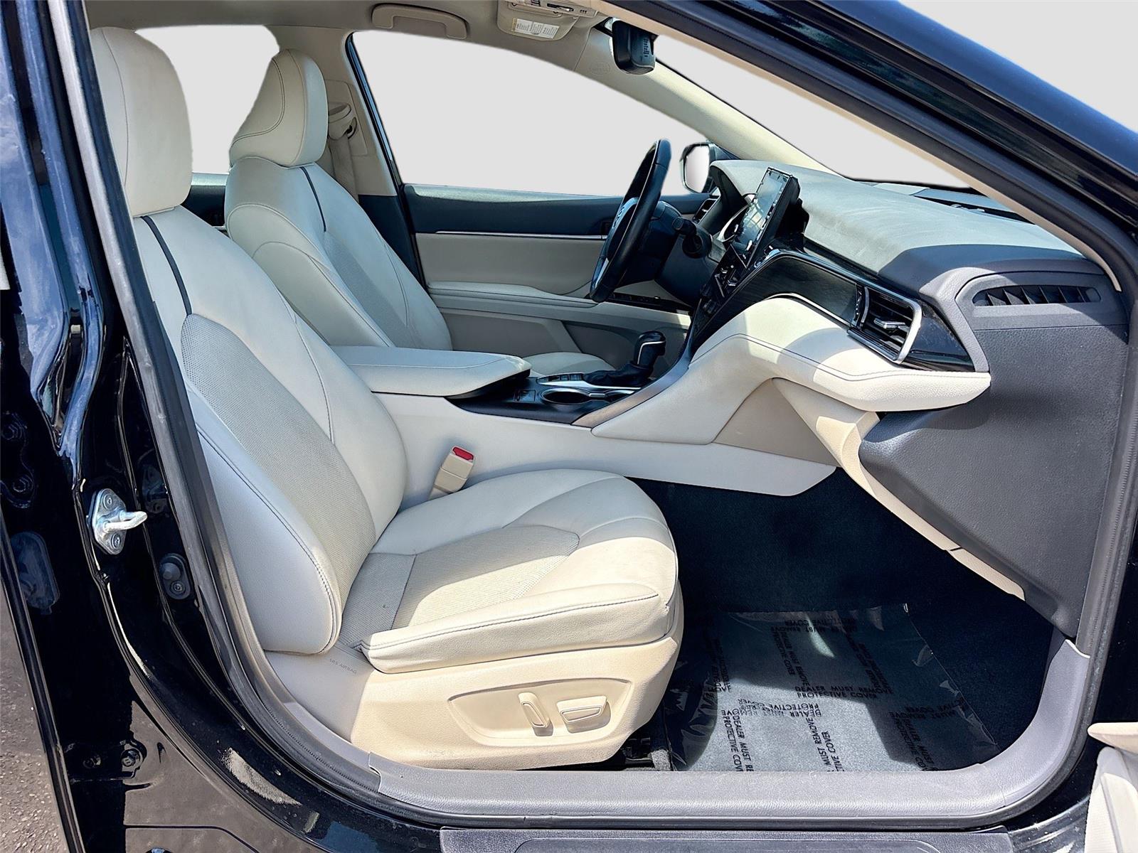 2023 TOYOTA CAMRY XLE