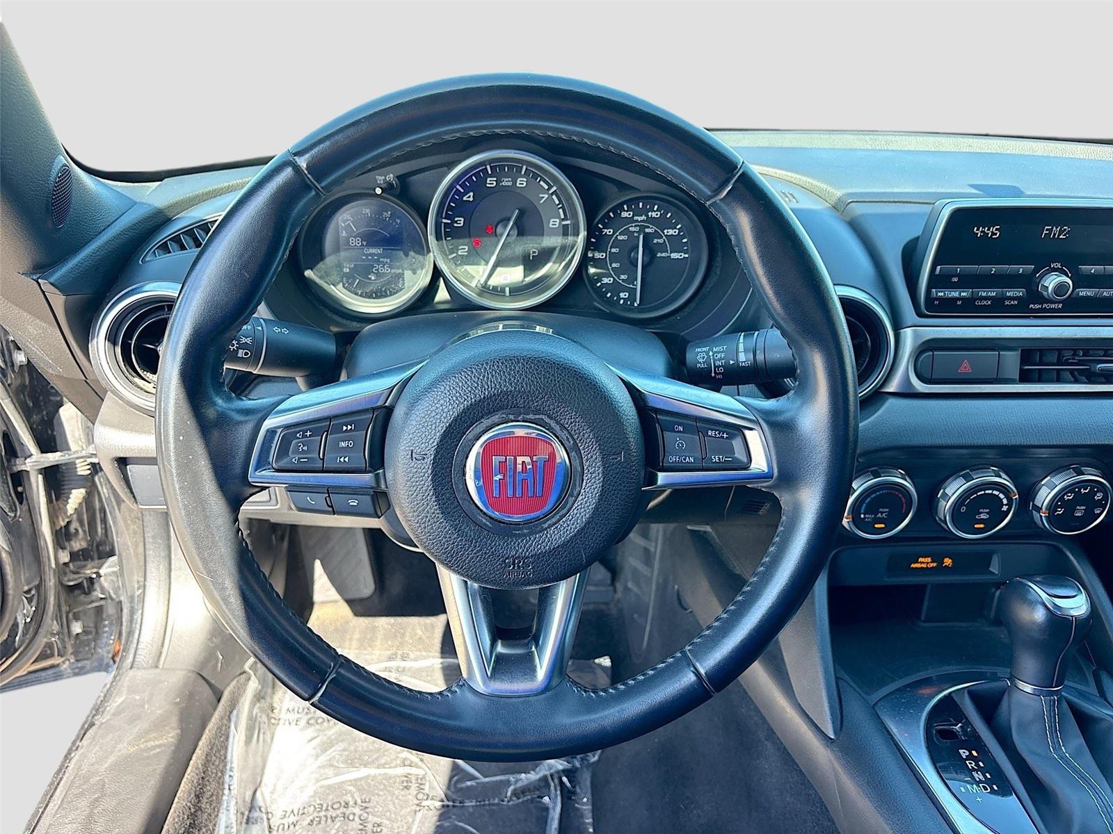 2017 FIAT 124 Spider Classica