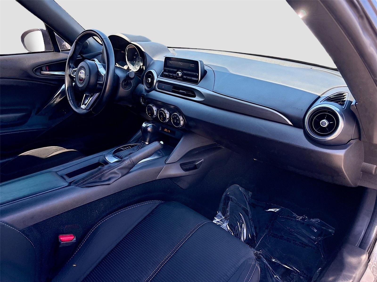 2017 FIAT 124 Spider Classica