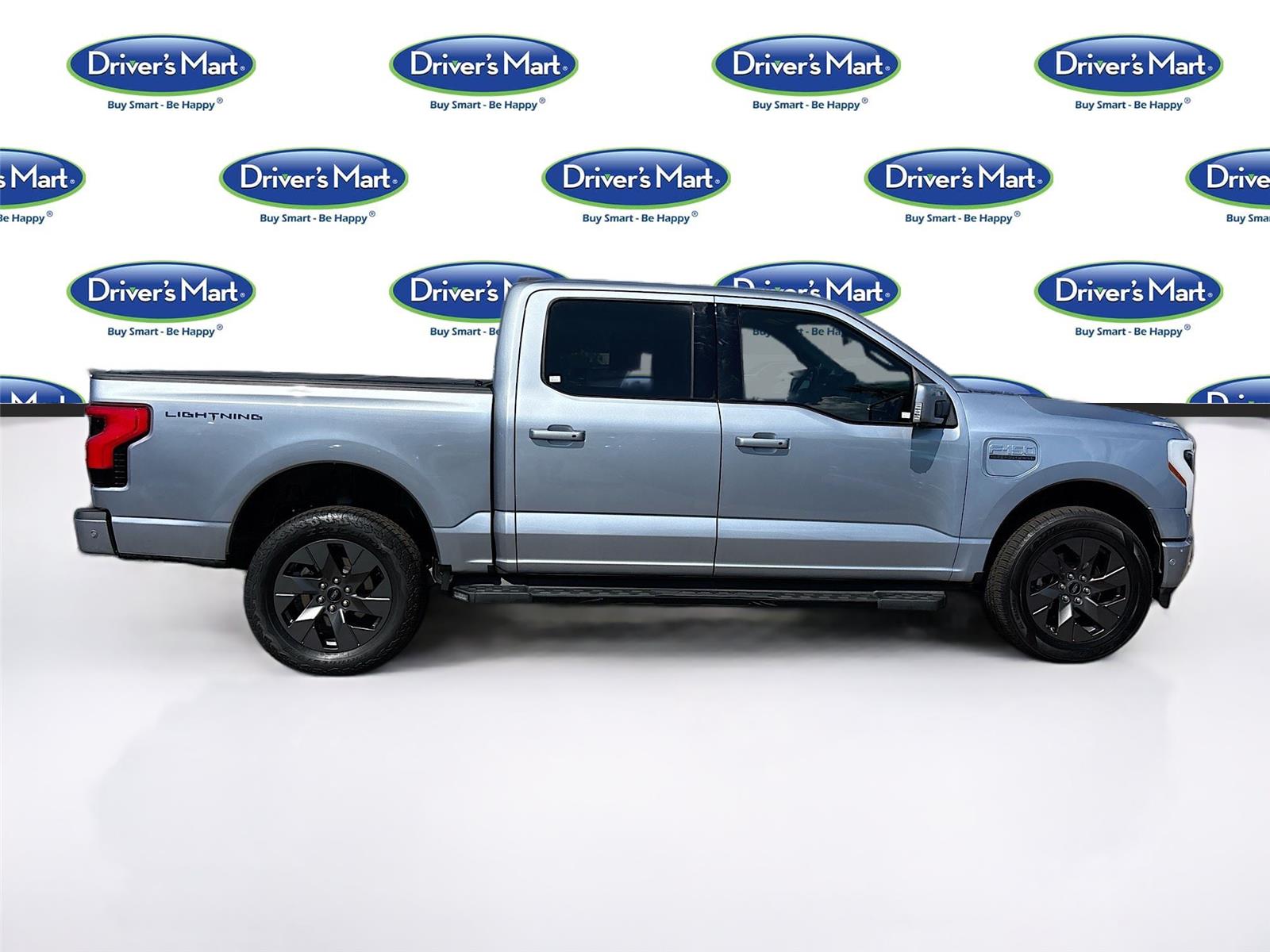 2022 Ford F-150 Lightning LARIAT