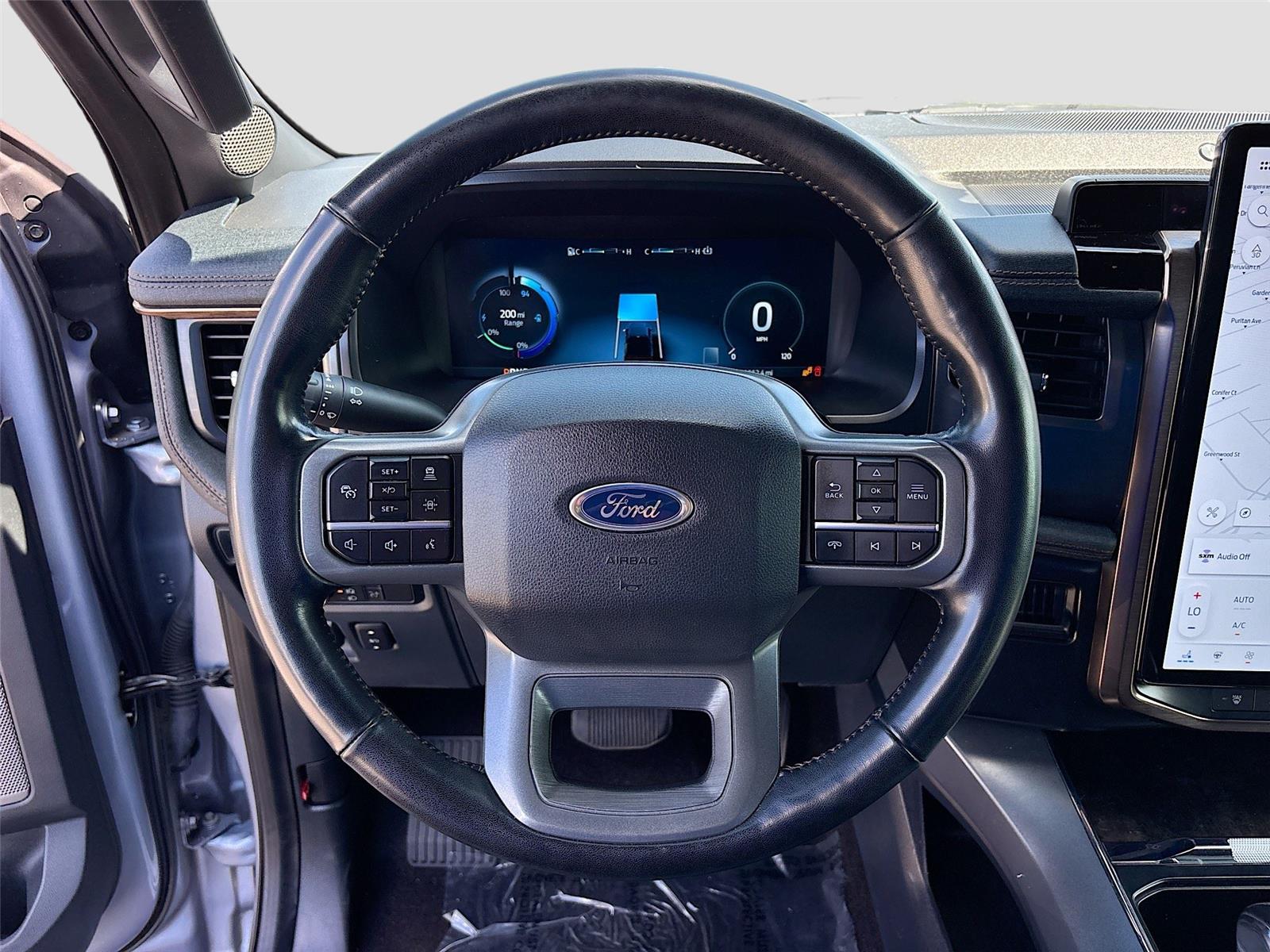 2022 Ford F-150 Lightning LARIAT