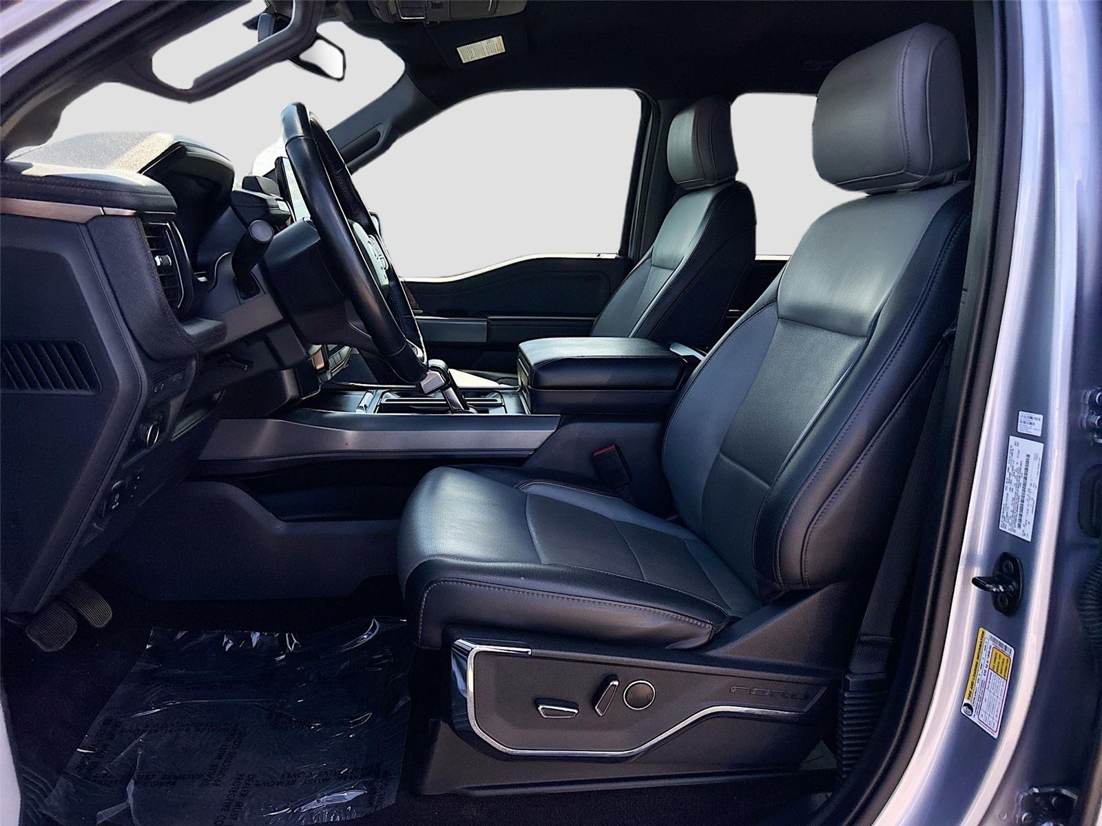 2022 Ford F-150 Lightning LARIAT