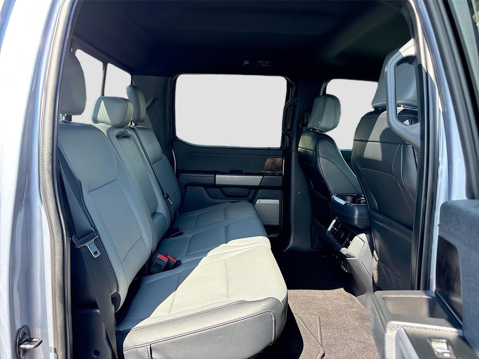 2022 Ford F-150 Lightning LARIAT