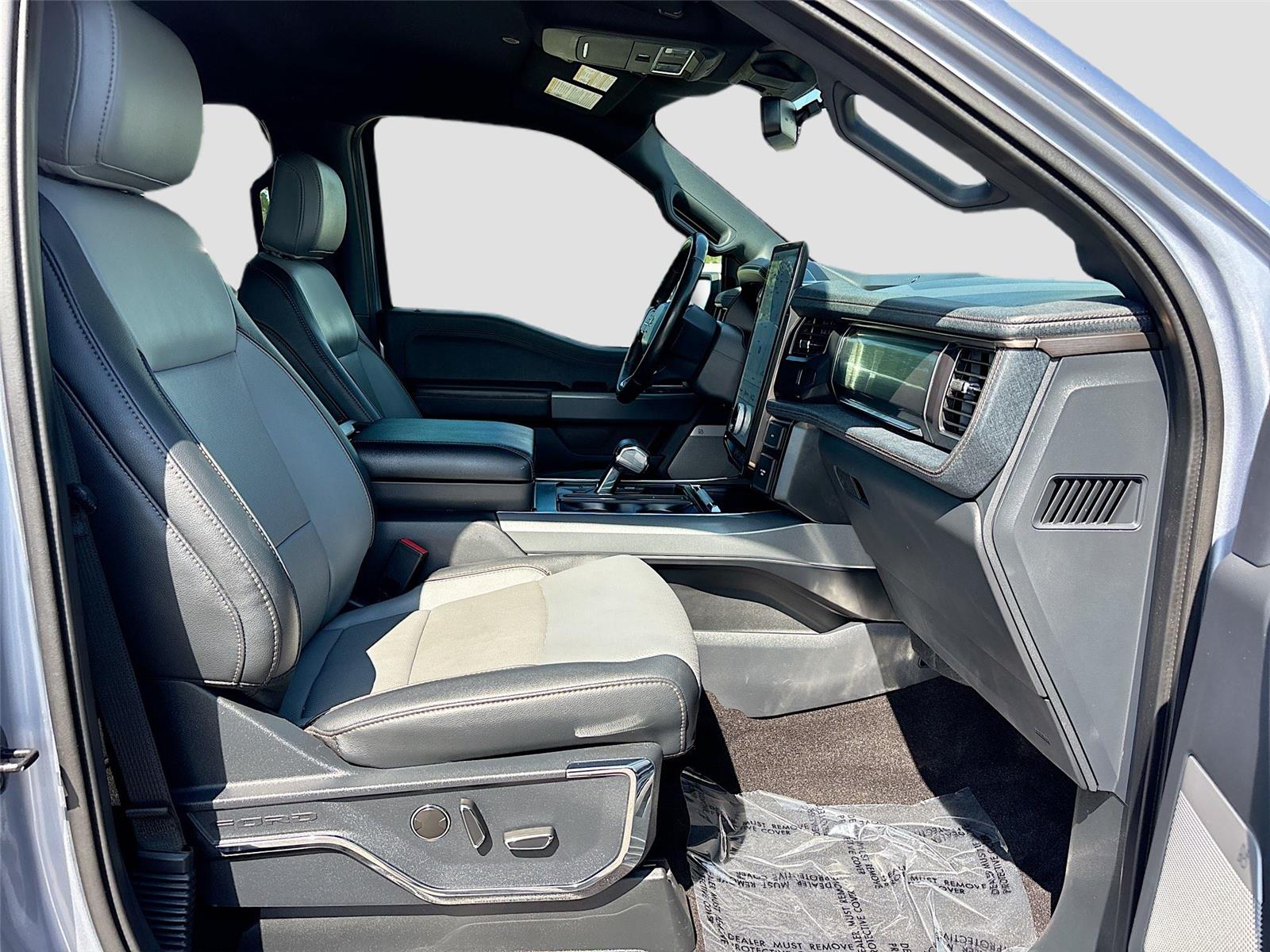 2022 Ford F-150 Lightning LARIAT