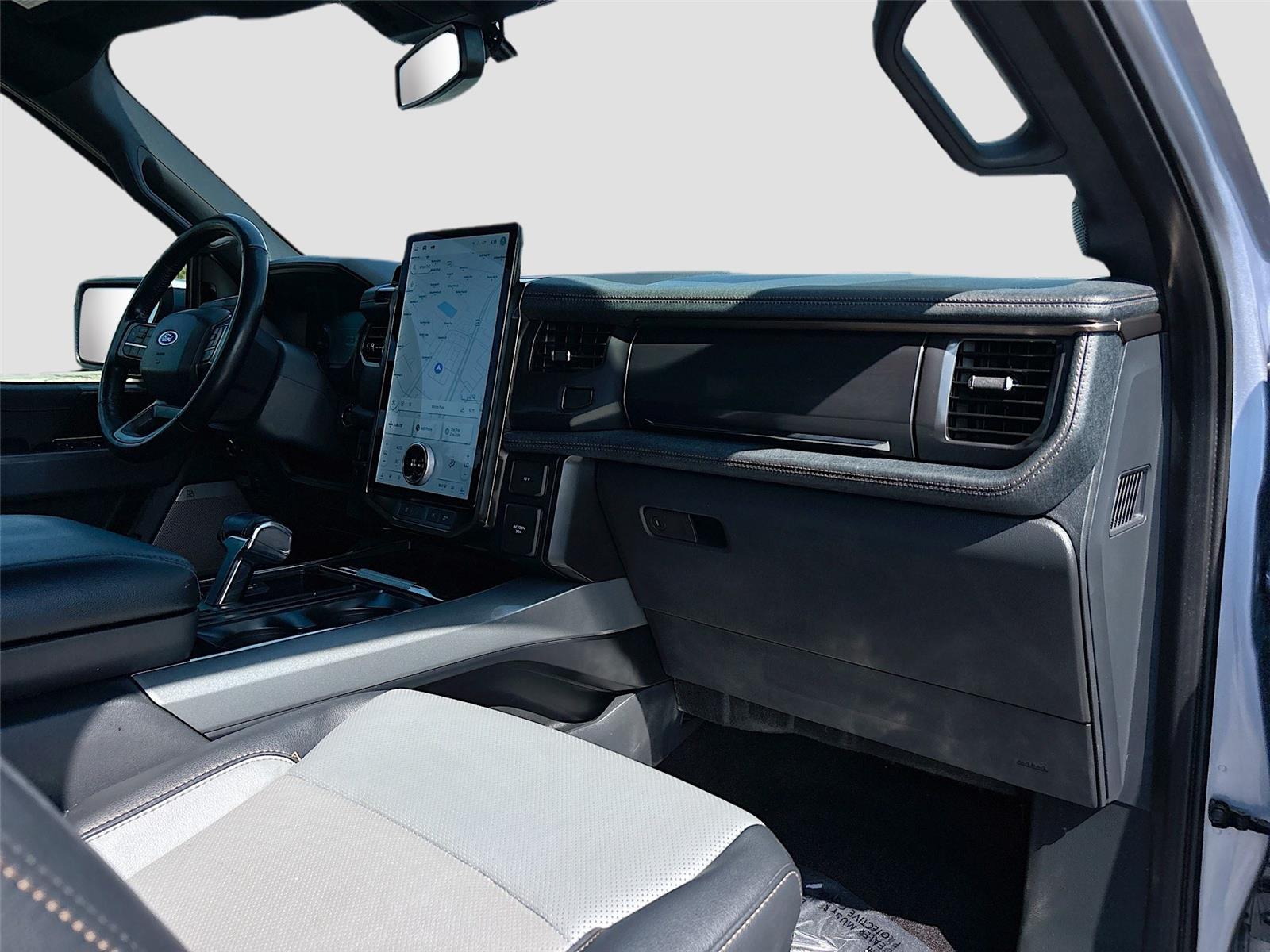 2022 Ford F-150 Lightning LARIAT