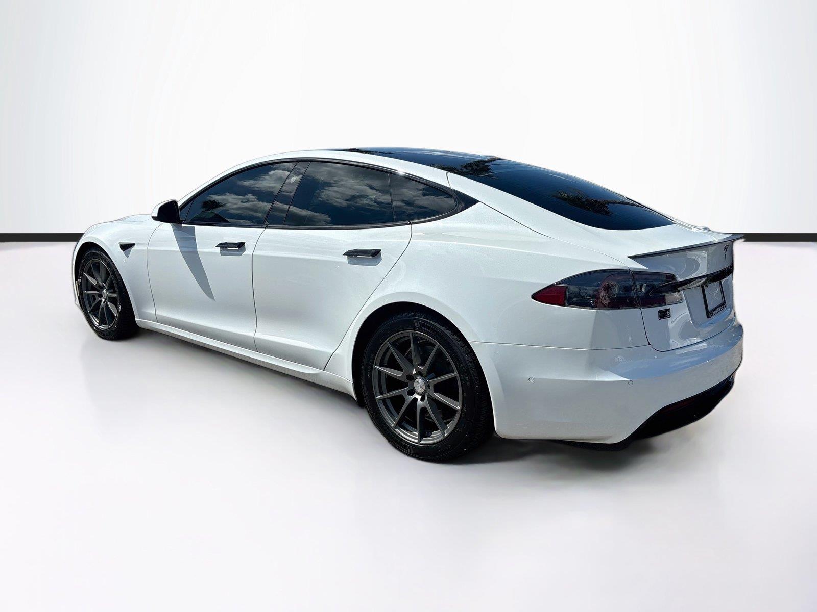 2021 TESLA MODEL S Plaid