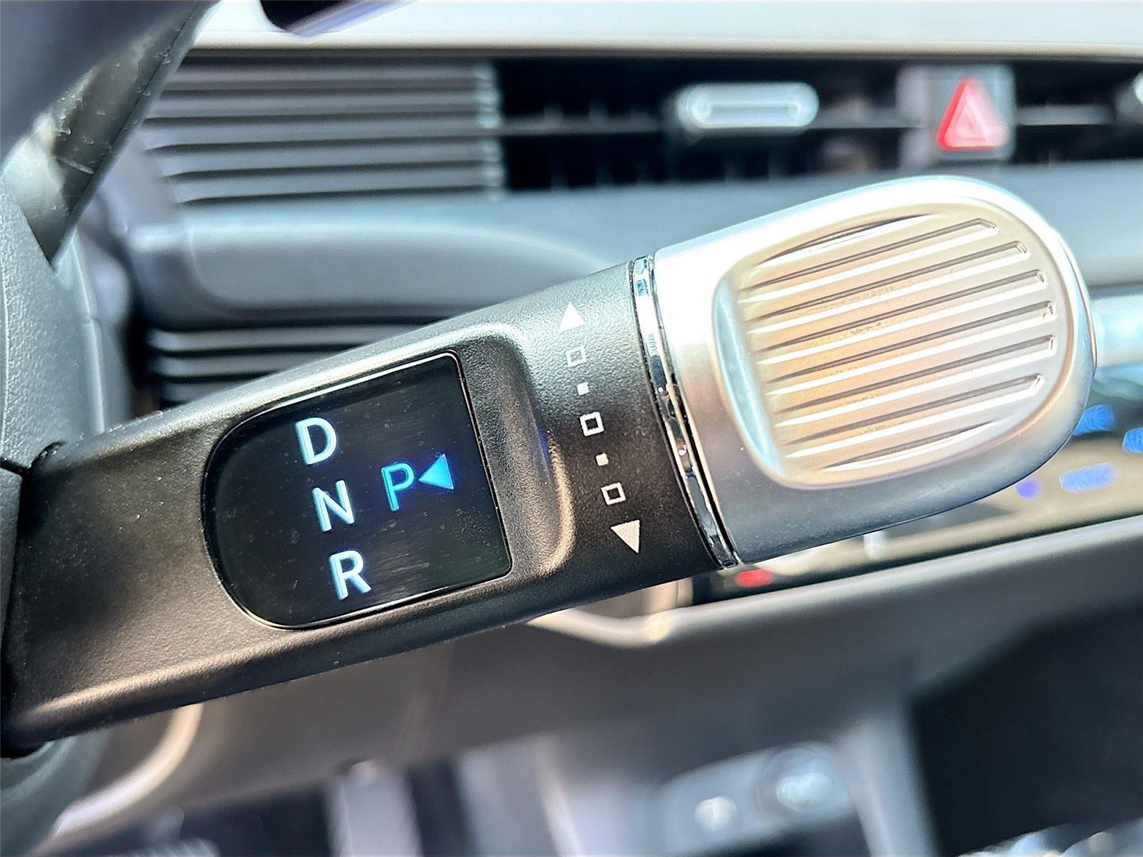2024 Hyundai IONIQ 5 SE