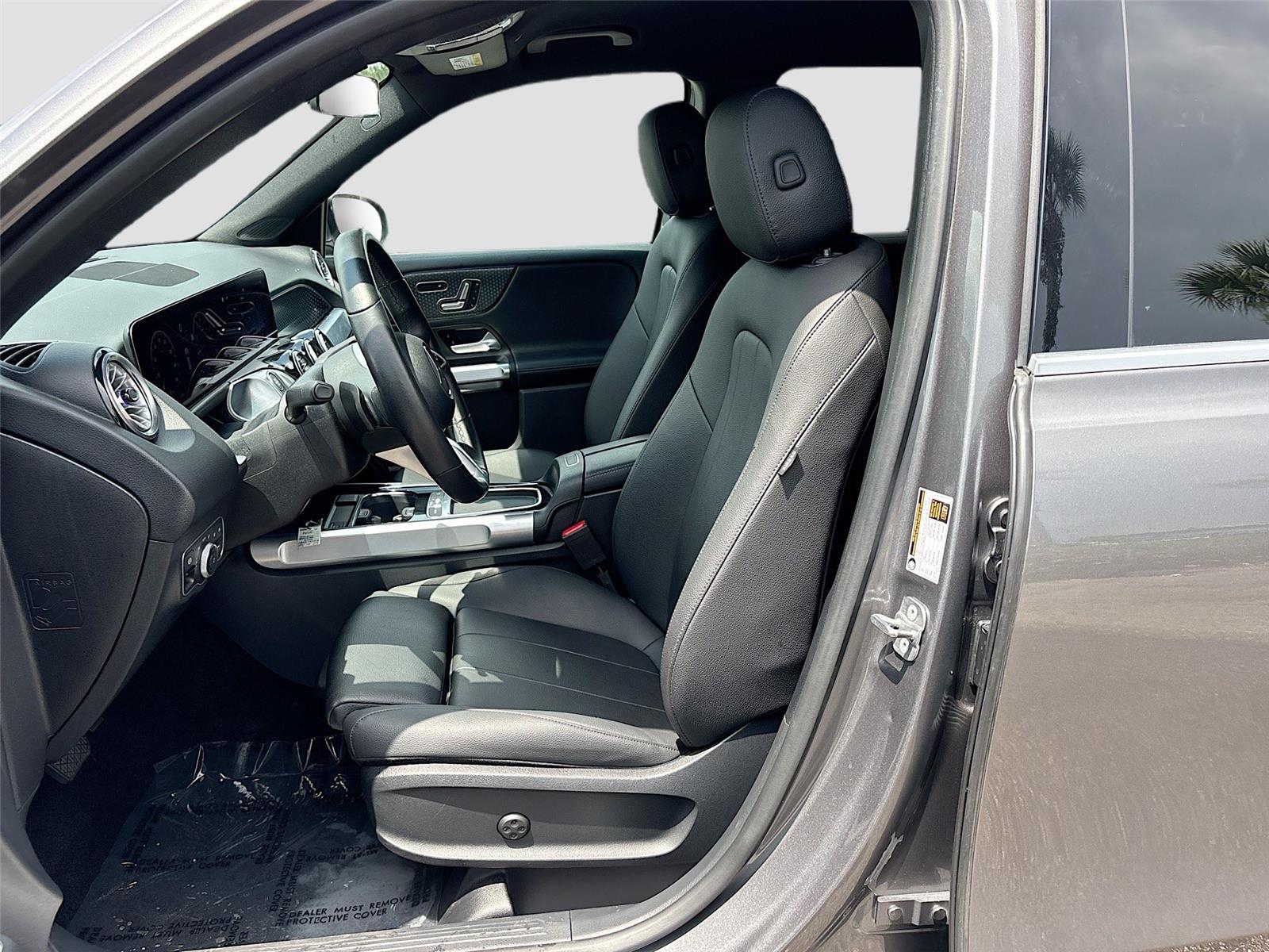 2025 Mercedes-Benz GLB Base - Photo 20