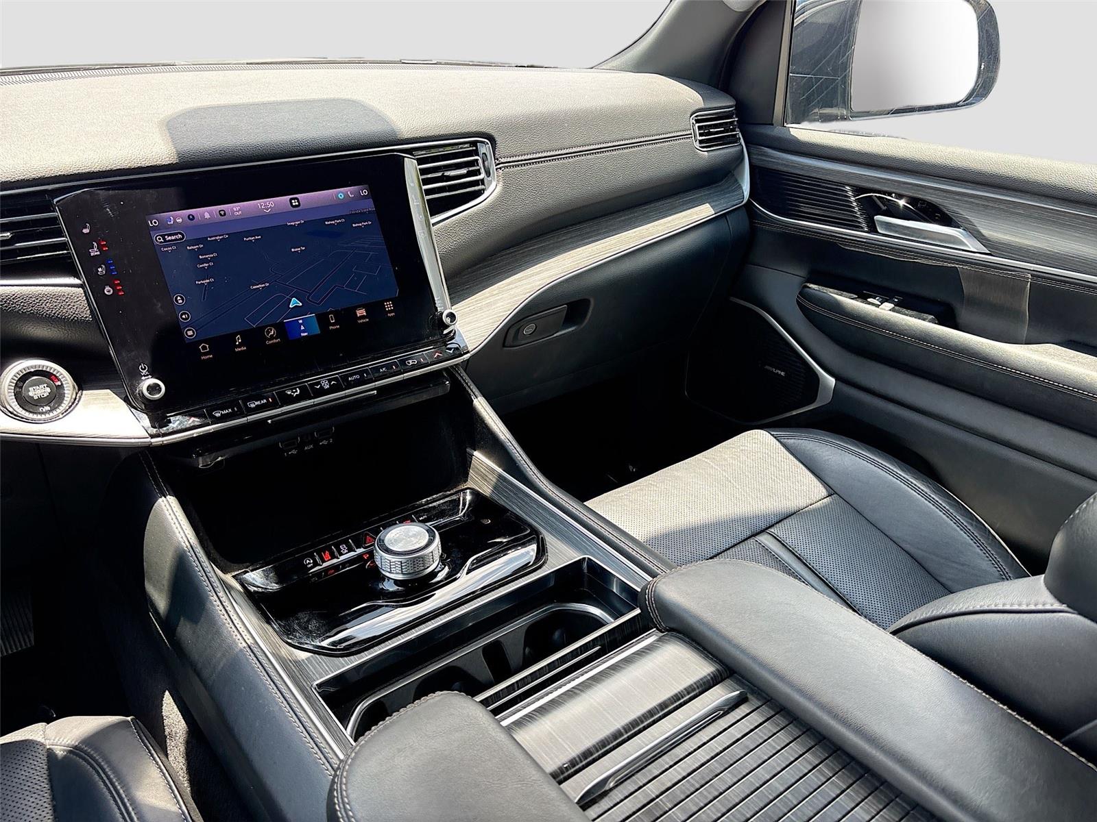 2024 Jeep Wagoneer Series II