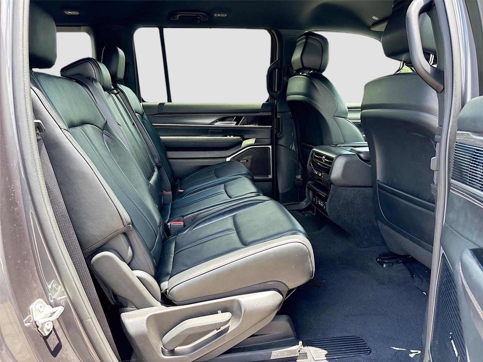 2024 Jeep Wagoneer Series II