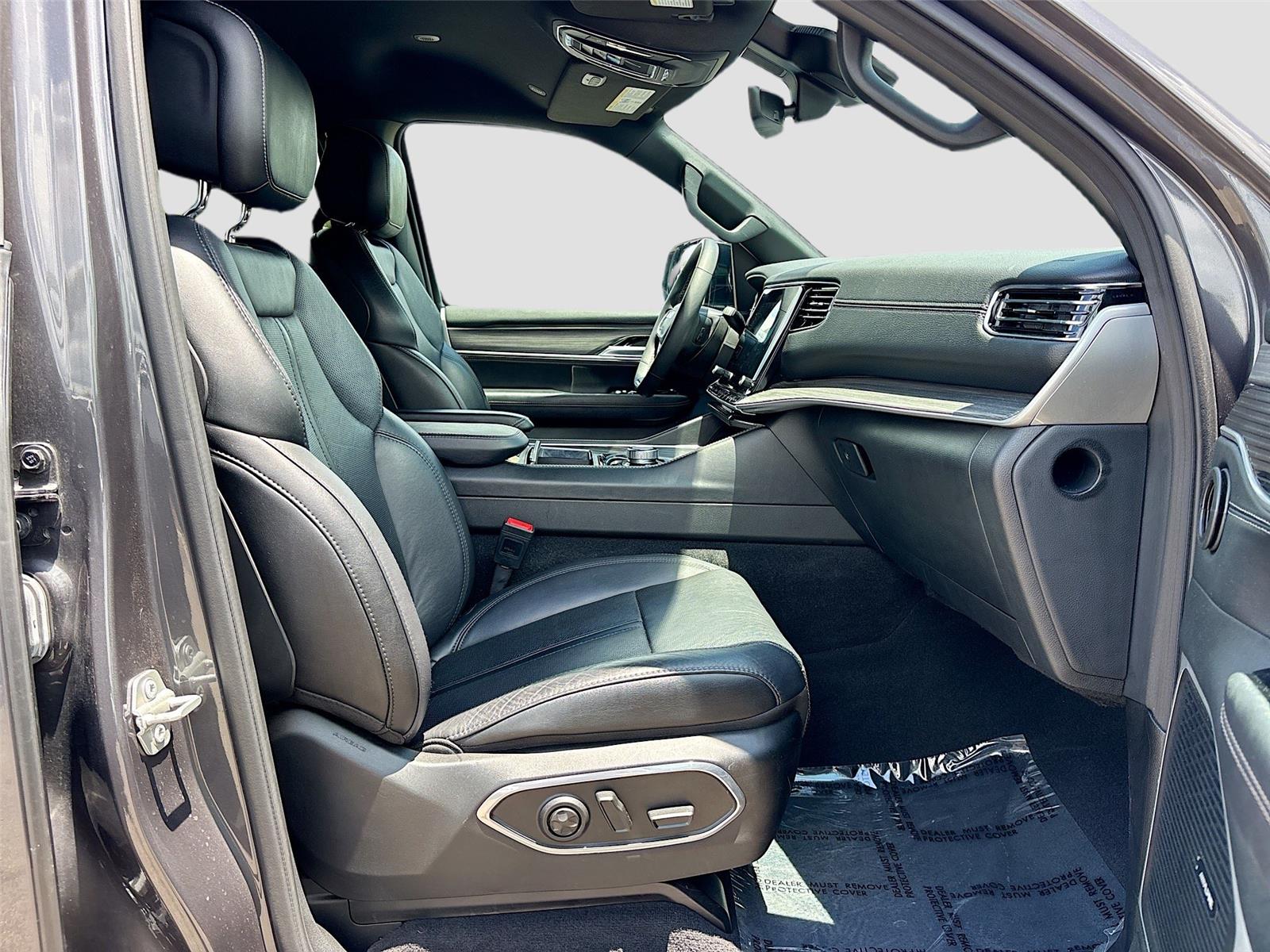 2024 Jeep Wagoneer Series II